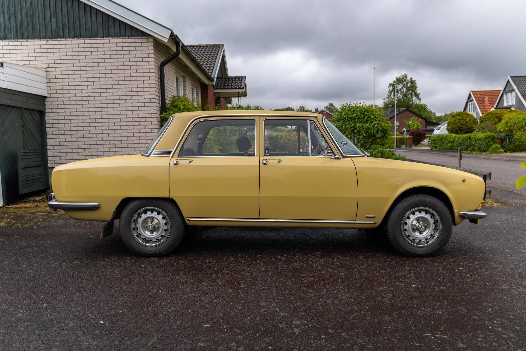 Aussenfoto 1974 Alfa Romeo Berlina 2000