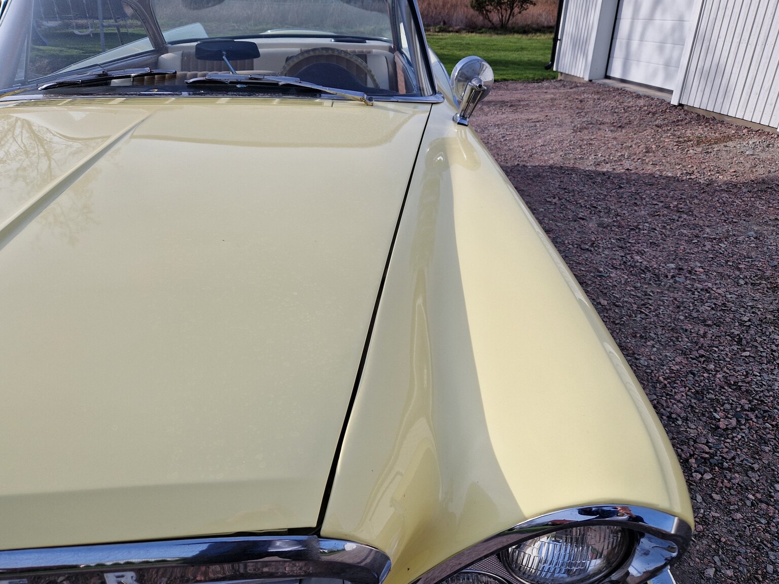 Exteriörbild på 1961 Chrysler Windsor Coupé