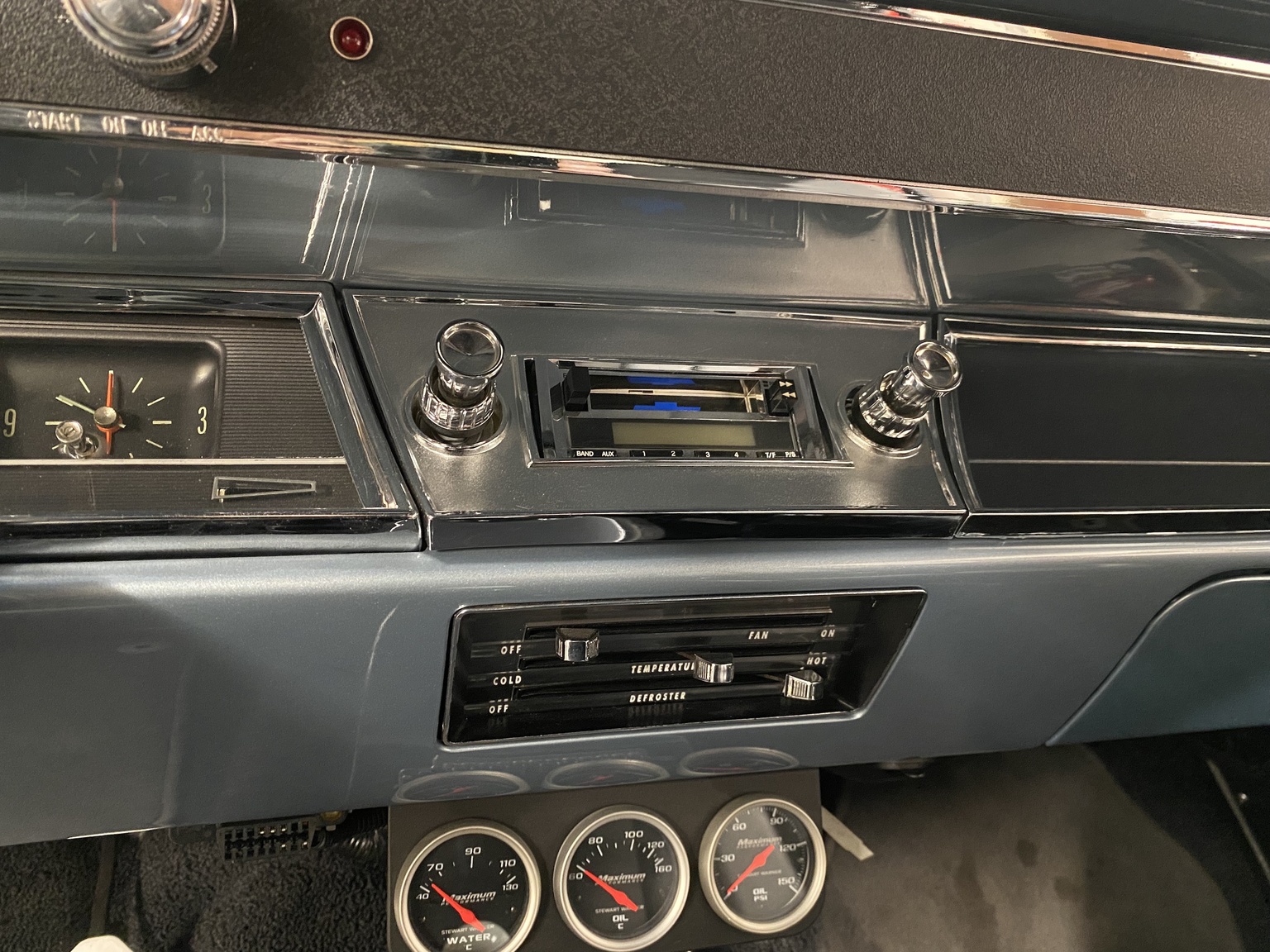 Interior image of 1966 Chevrolet Chevelle Malibu Pro Touring (11)
