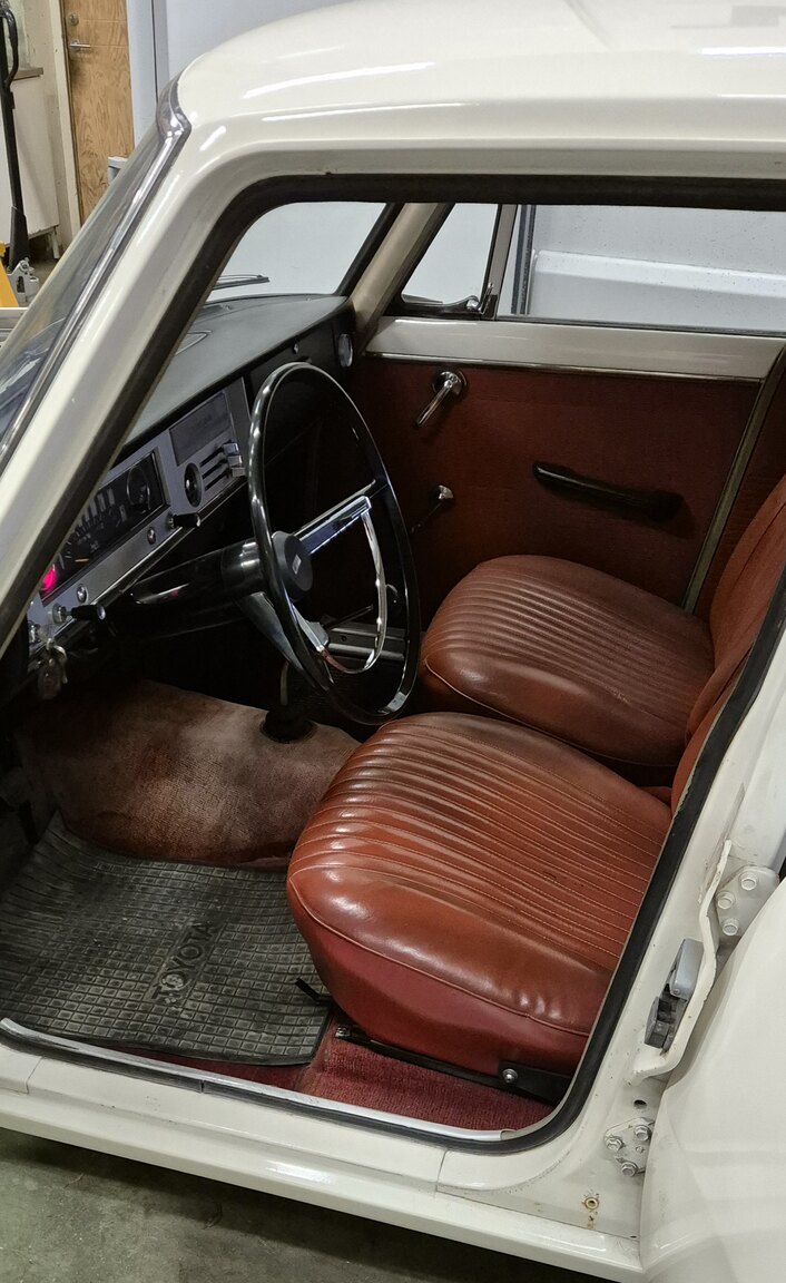 Interiörbild 1967 Toyota Corona