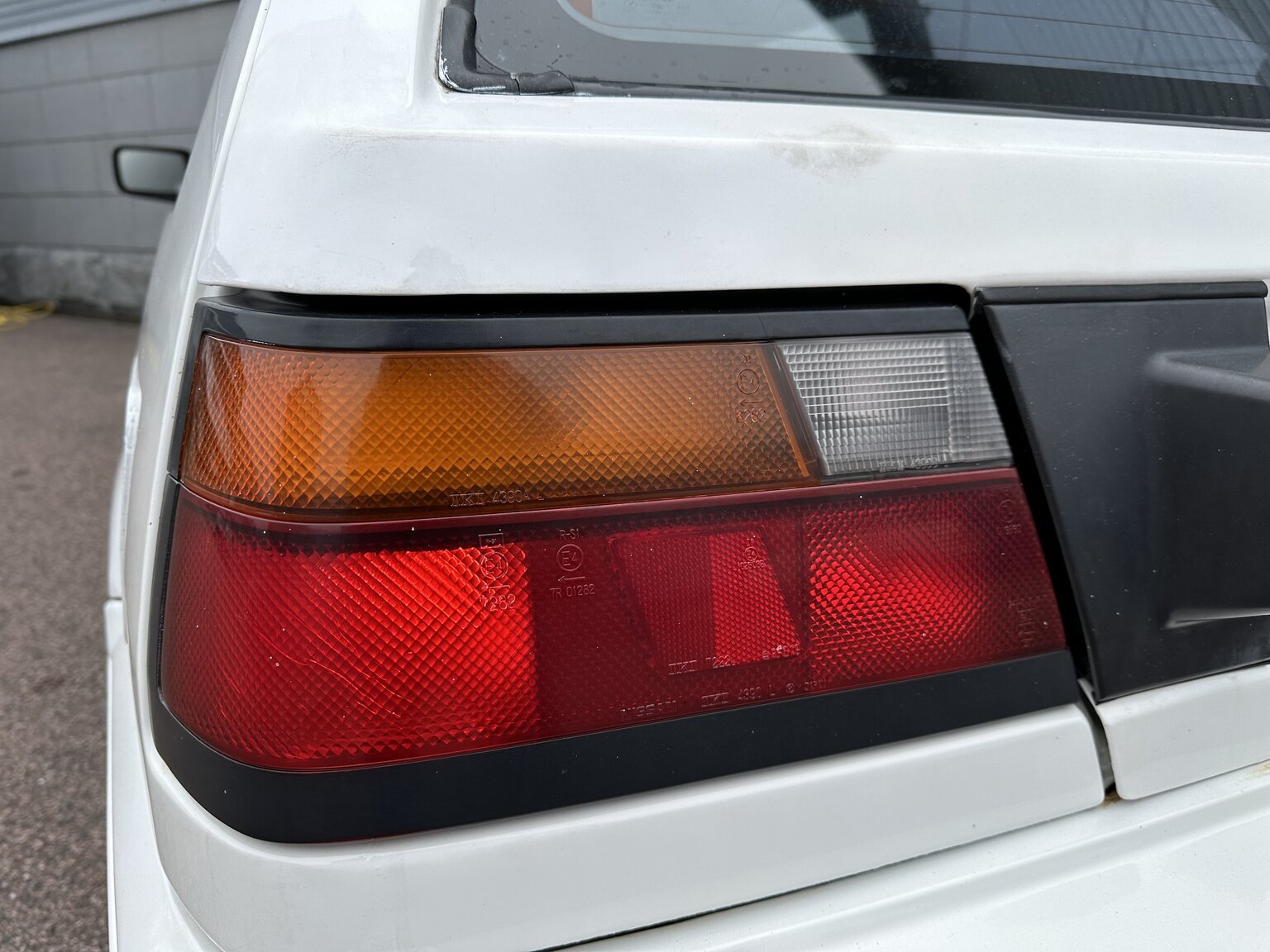 Exterior image of 1988 Nissan Sunny (40)
