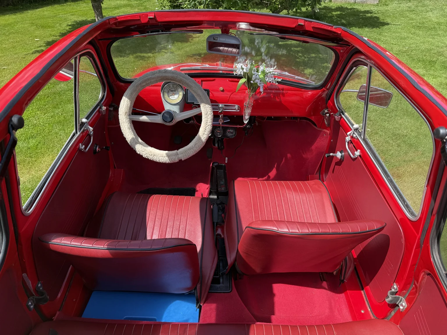 Interior image of 1958 Fiat 500 Nuova (1)