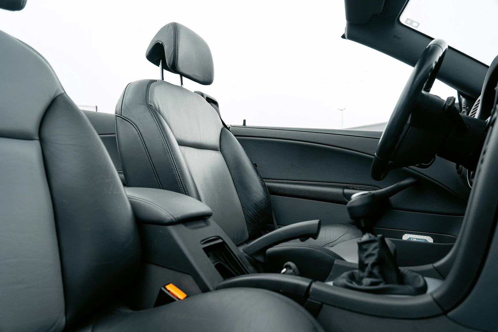 Innenraumfoto von 2004 SAAB 9-3 Aero 2.0T Cabriolet (28)