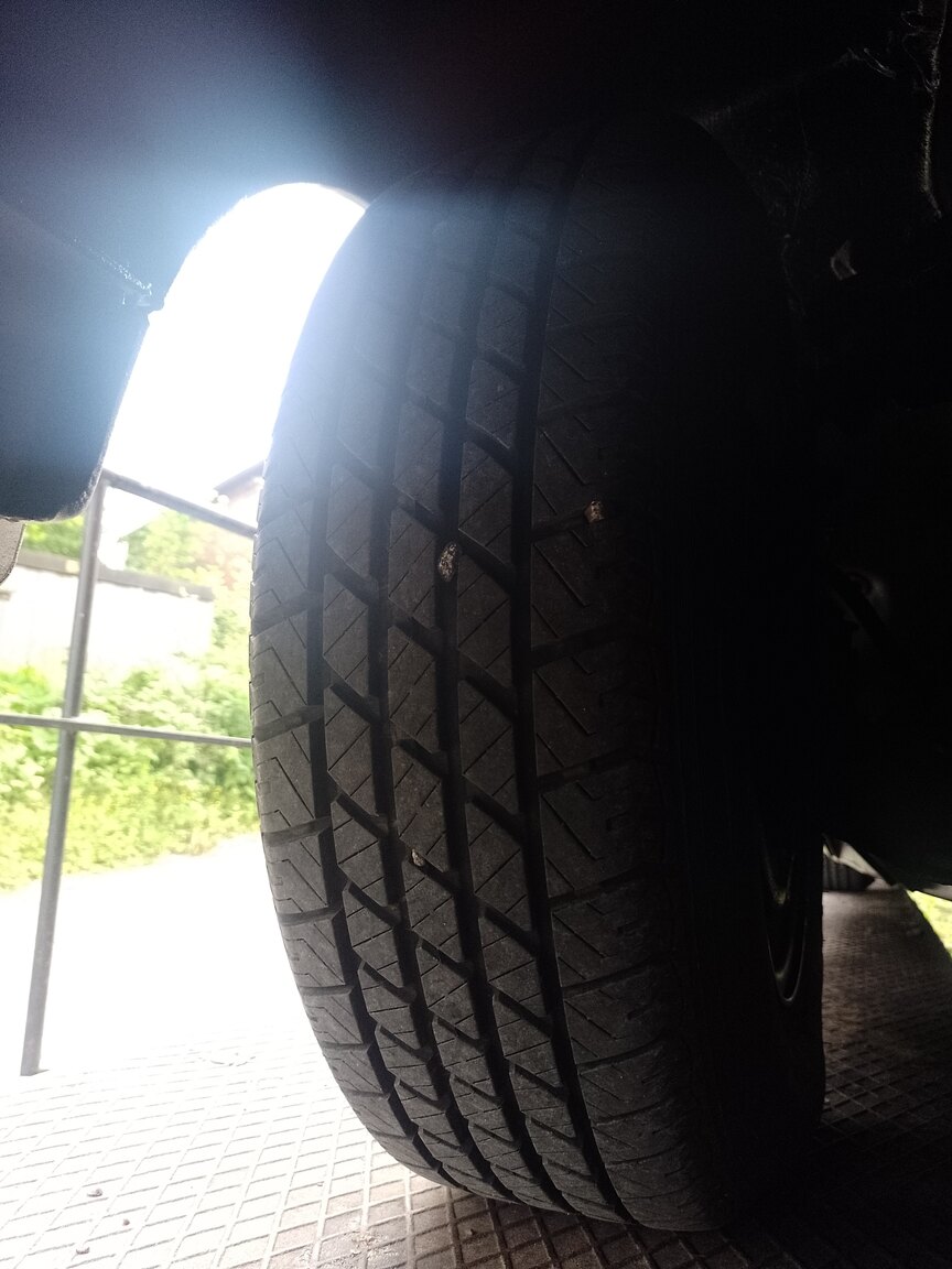 Exterior image of 1957 Ford Fairlane 500 Skyliner Retract