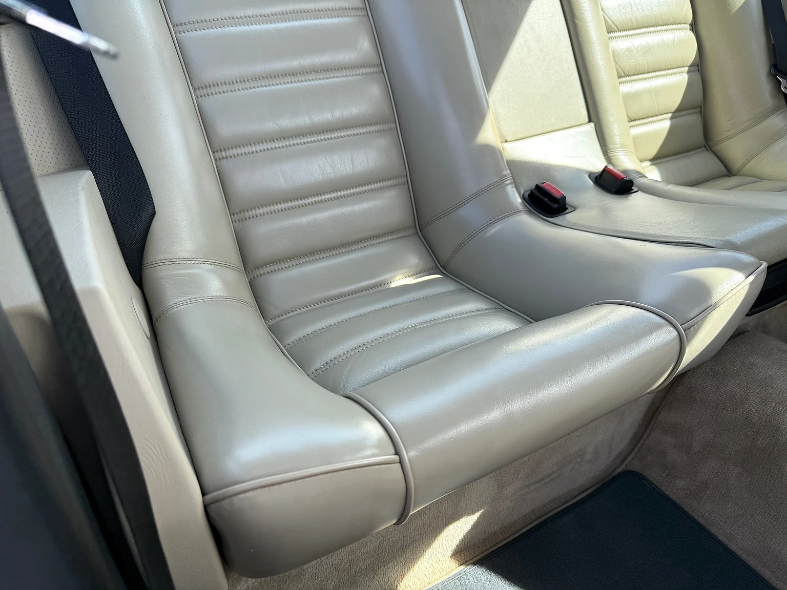 Innenraumfoto von 1985 BMW 635 CSiA (E24) (93)