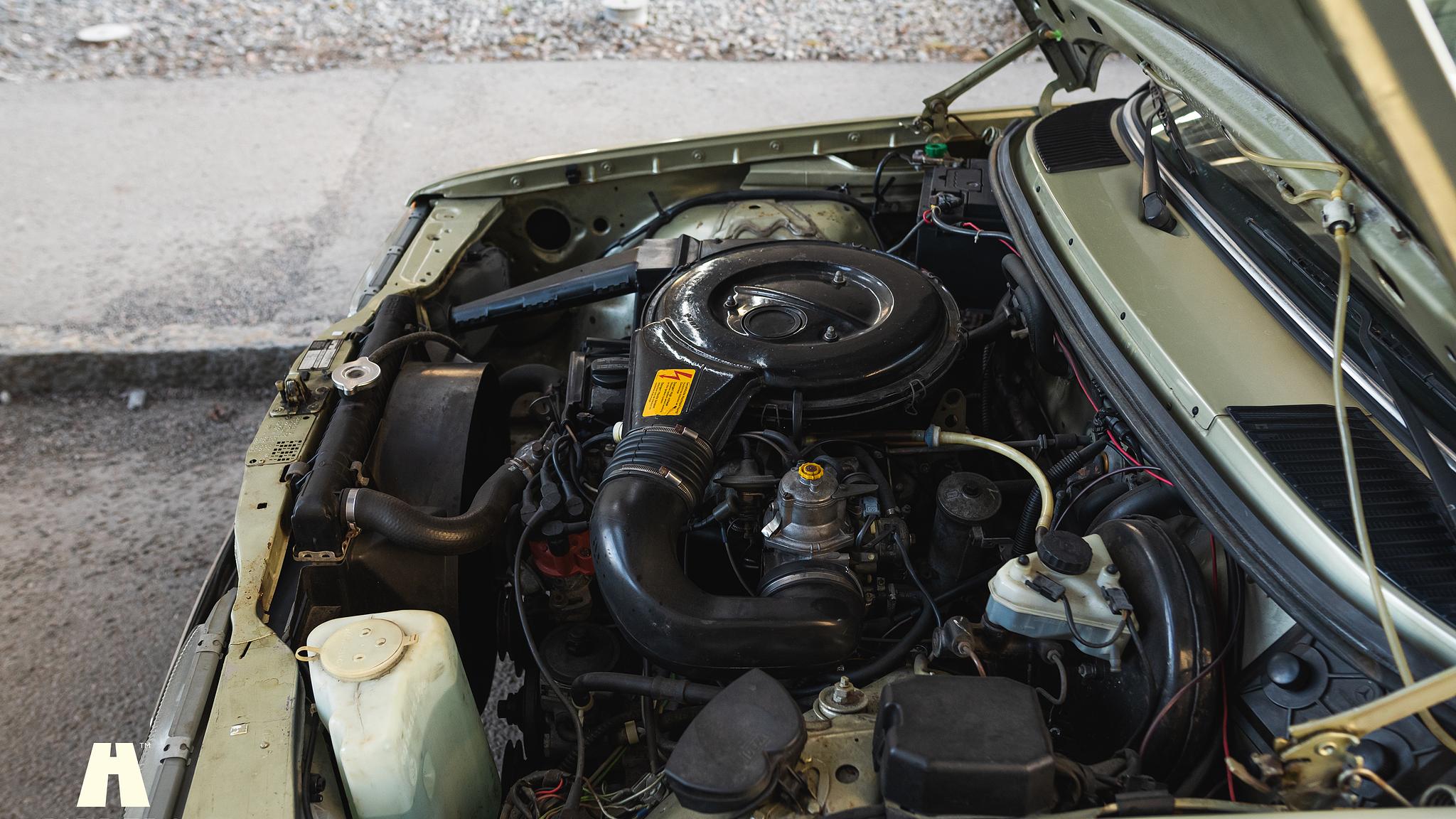 Image of 1985 Mercedes-Benz 200 Series 3  (6) mechanics