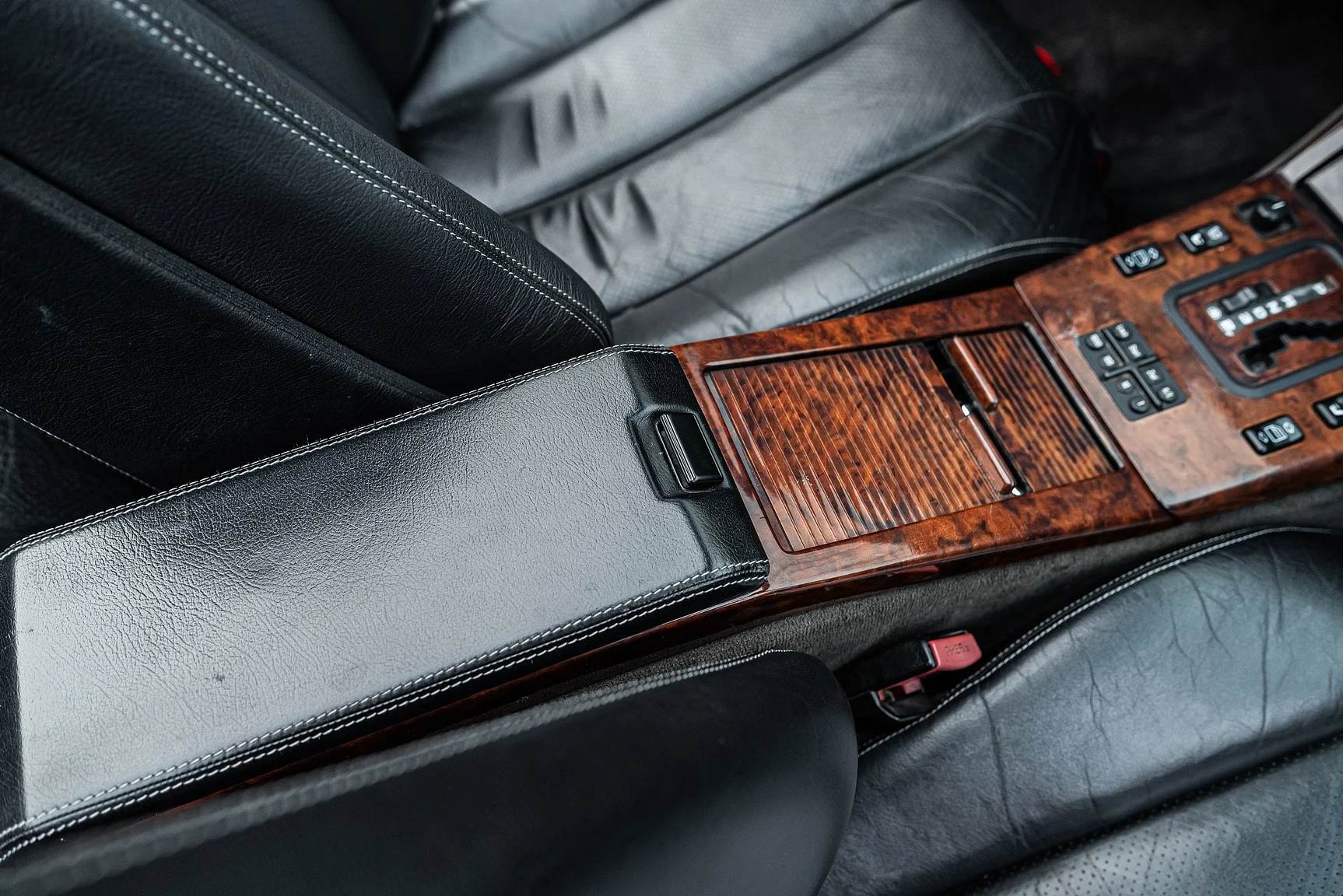 Interiörbild 1993 Mercedes-Benz 600 SL (33)