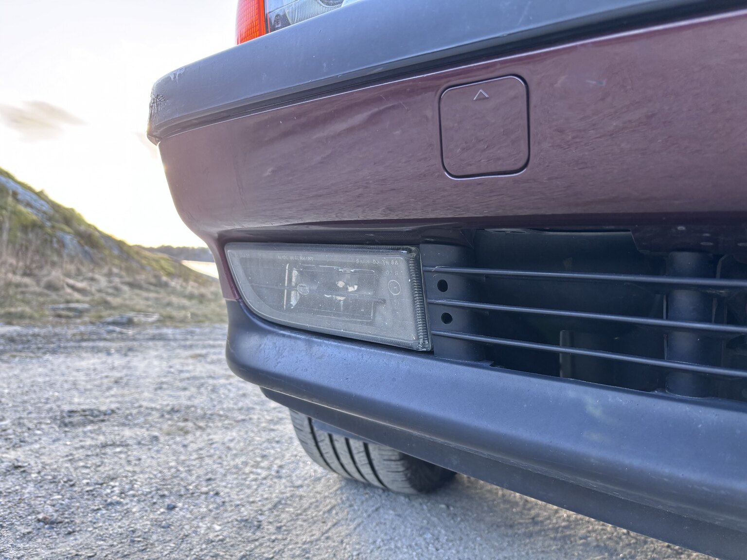 Exterior image of 1996 BMW 728iA