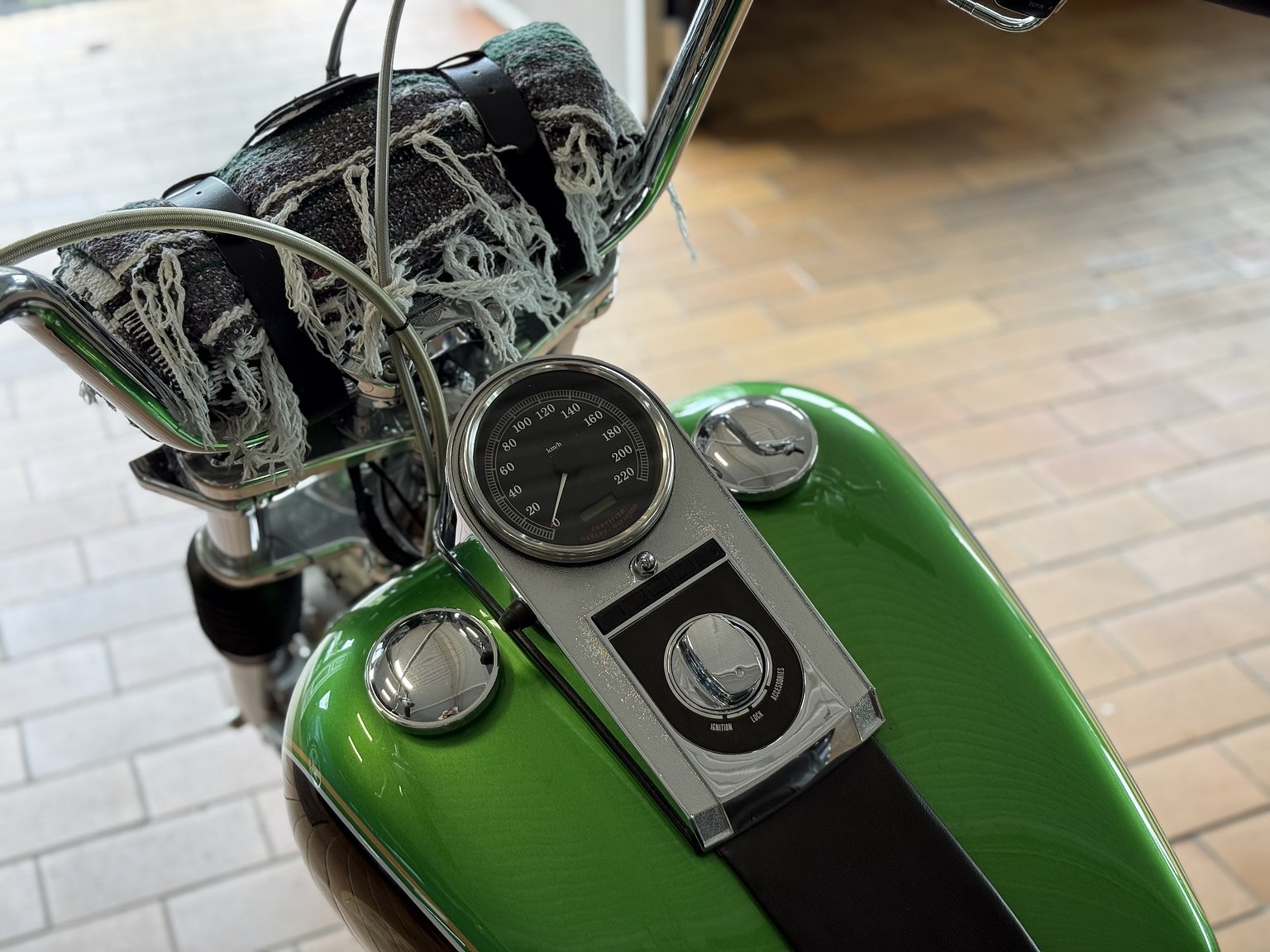 Exterior image of 1999 Harley-Davidson Custom