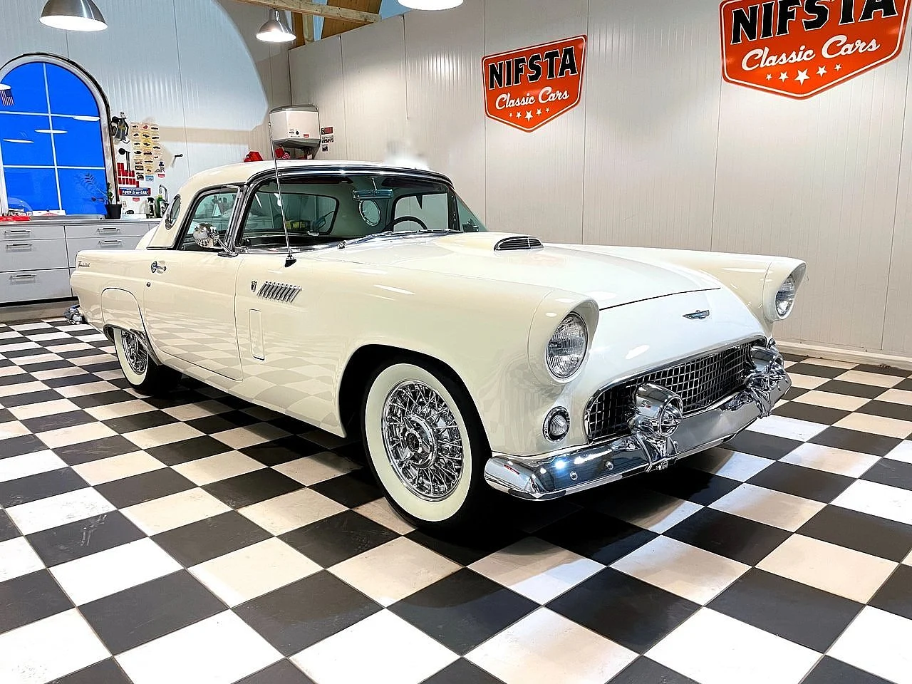Bild von 1956 Ford Thunderbird (3)