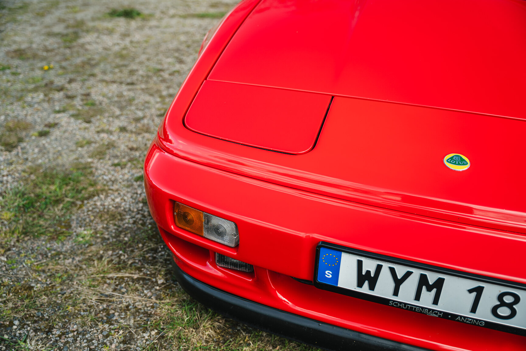 Exterior image of 1992 Lotus Esprit Turbo High-Wing