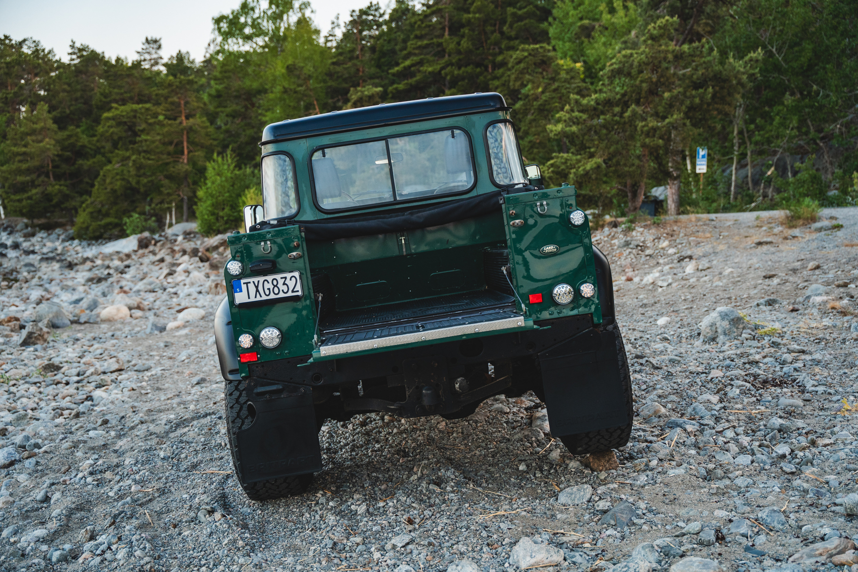 Exteriörbild på 2003 Land Rover Defender TD5 90 Pickup