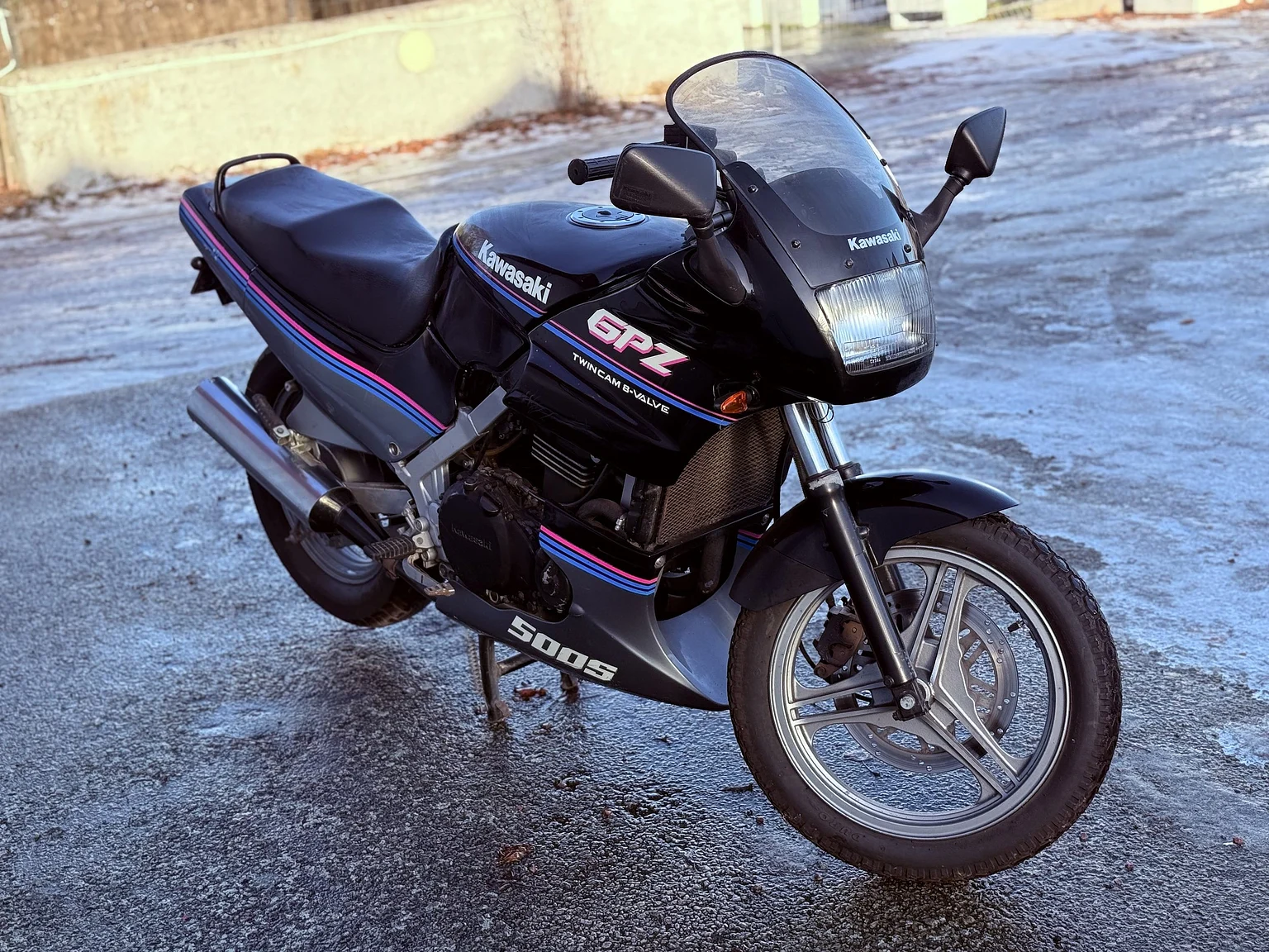 Exterior image of 1991 Kawasaki EX500 Ninja (6)