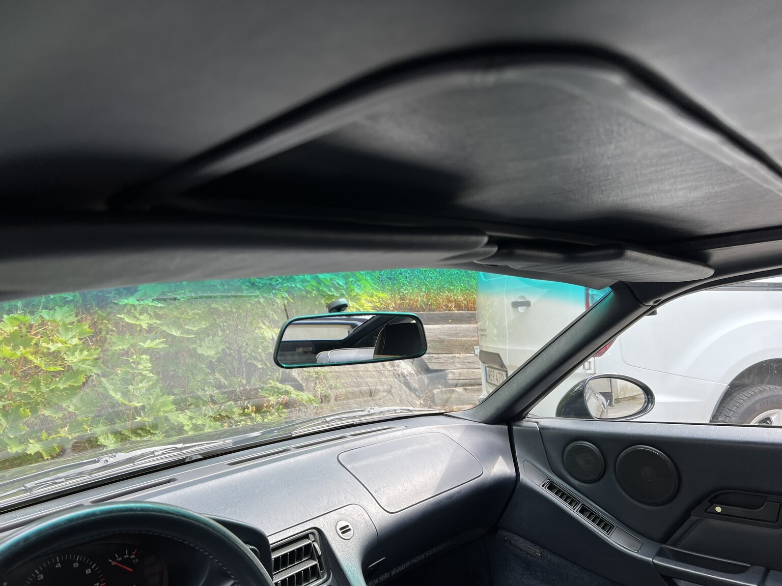Interior image of 1993 Porsche 928 GTS