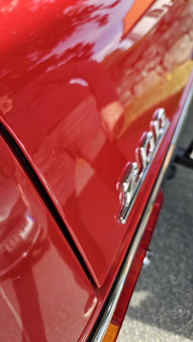 Aussenfoto 1975 Mercedes-Benz 200