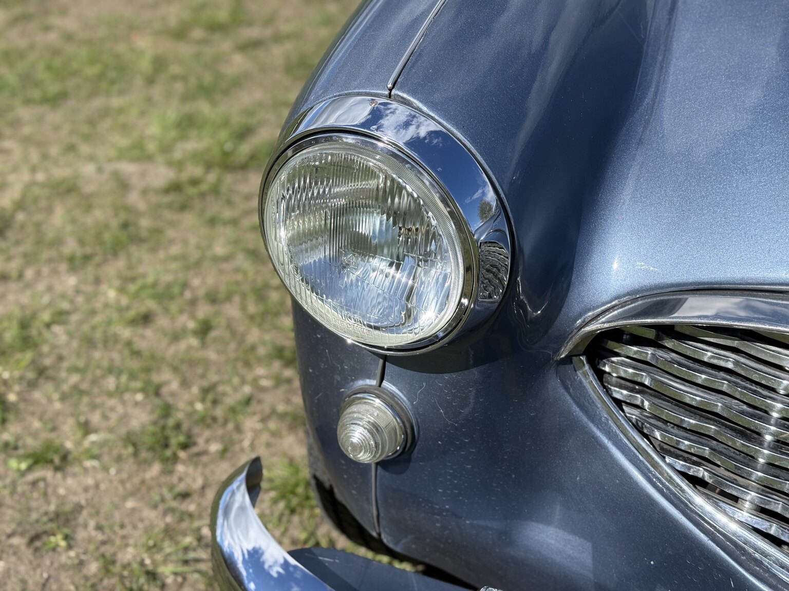 Exteriörbild på 1958 Austin-Healey 100-6