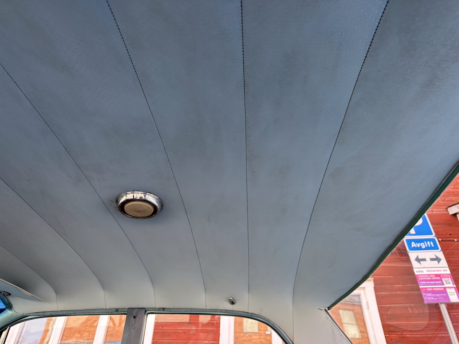 Innenraumfoto von 1963 Chevrolet Impala Sedan (27)