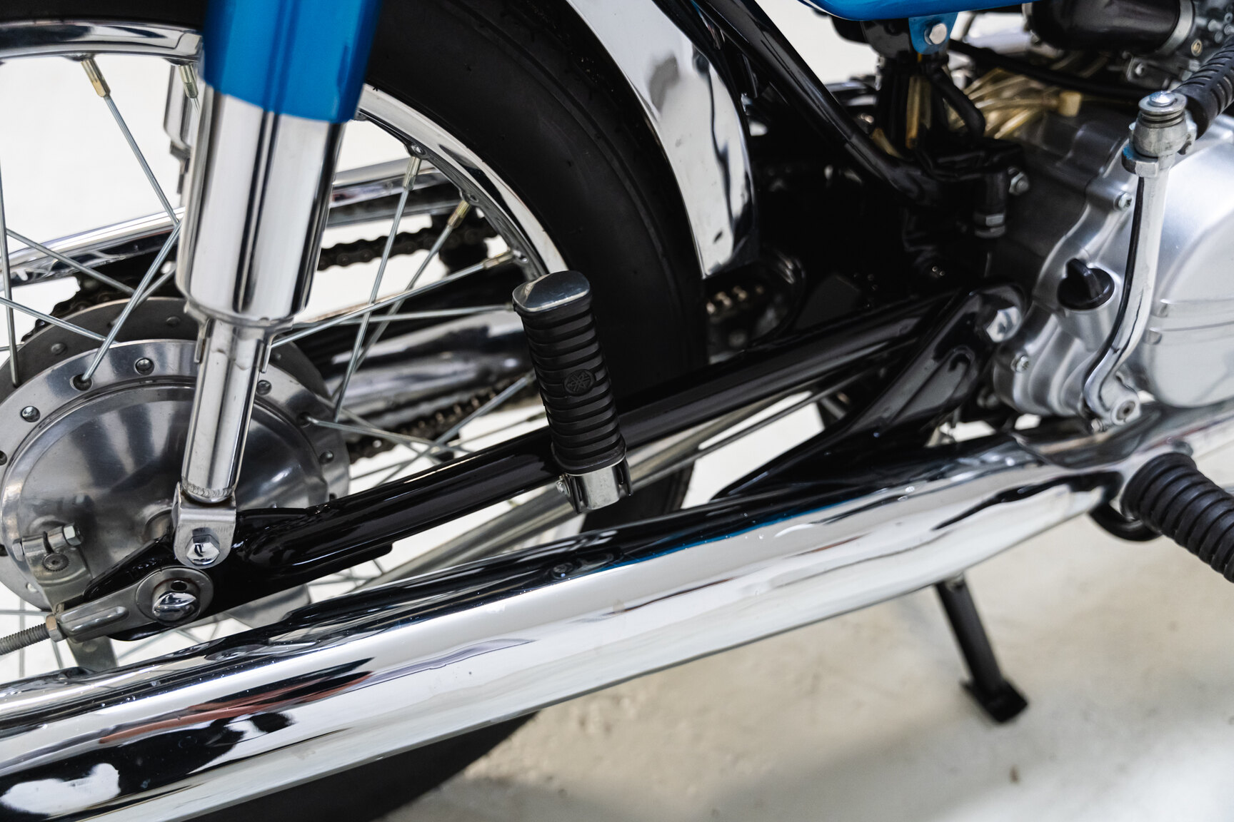 Image of 1972 Yamaha AS3 mechanics