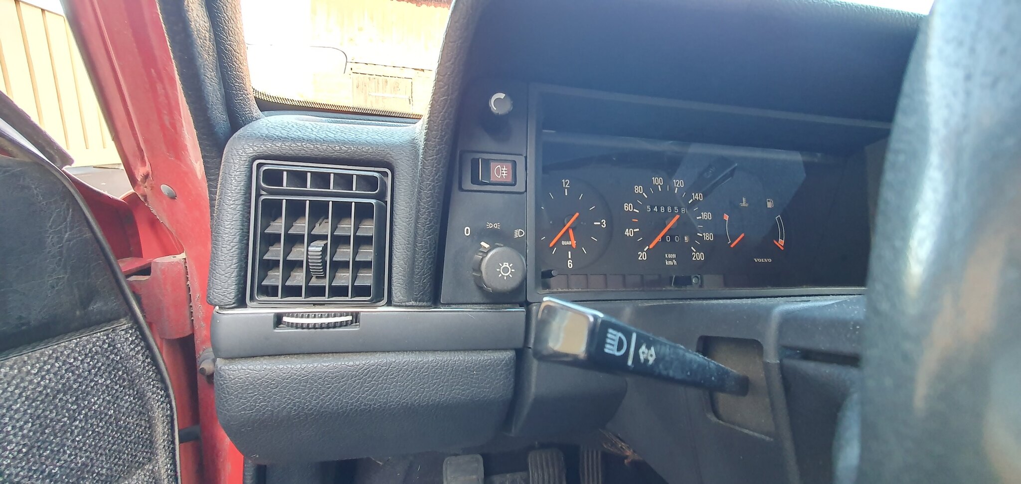 Interiörbild 1990 Volvo 245 GL