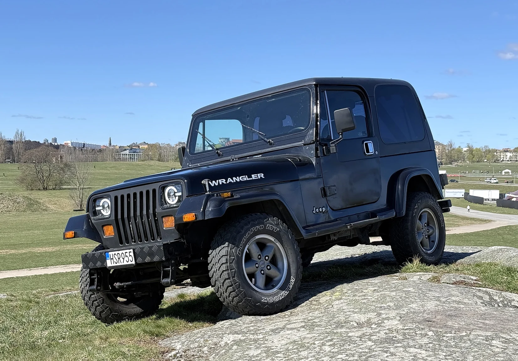 Aussenfoto 1990 Jeep Wrangler Islander (1)