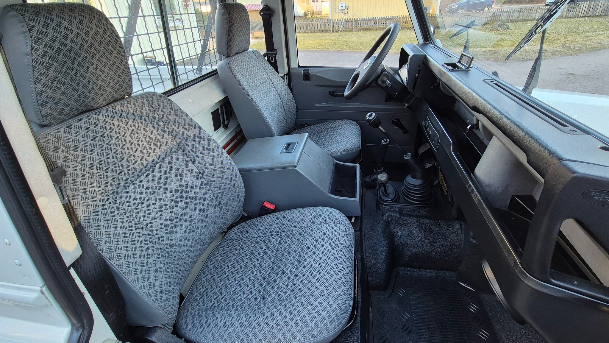 Interiörbild 1999 Land Rover Defender Single Cab Pickup