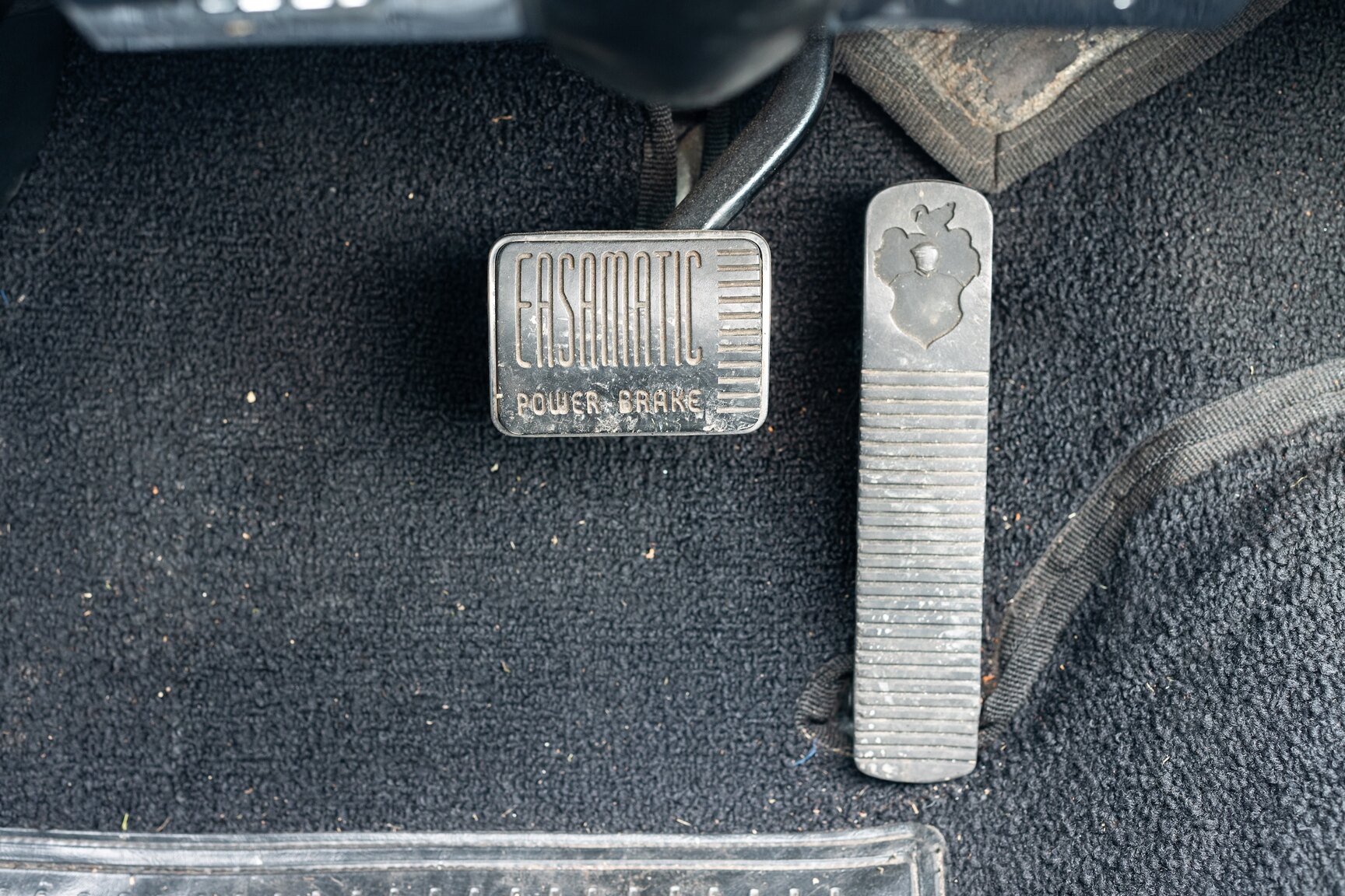 Interior image of 1955 Packard Caribbean Cabriolet  (21)