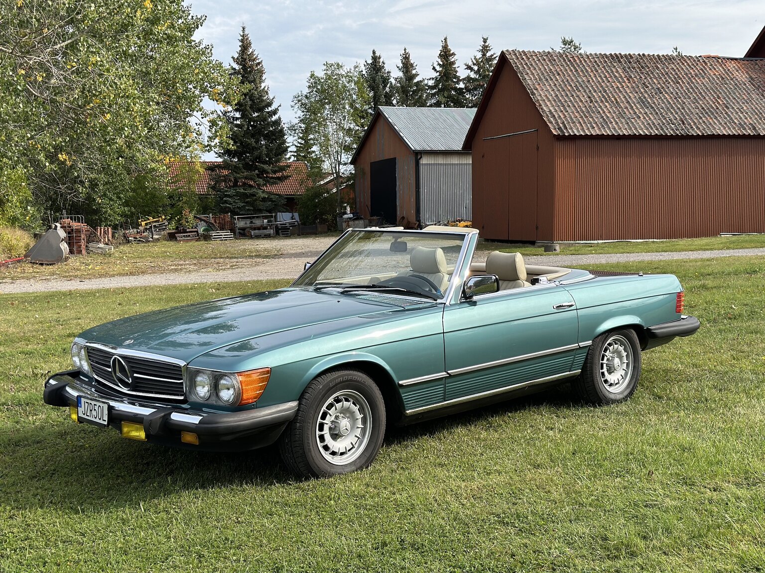 Exteriörbild på 1985 Mercedes-Benz 380 SL