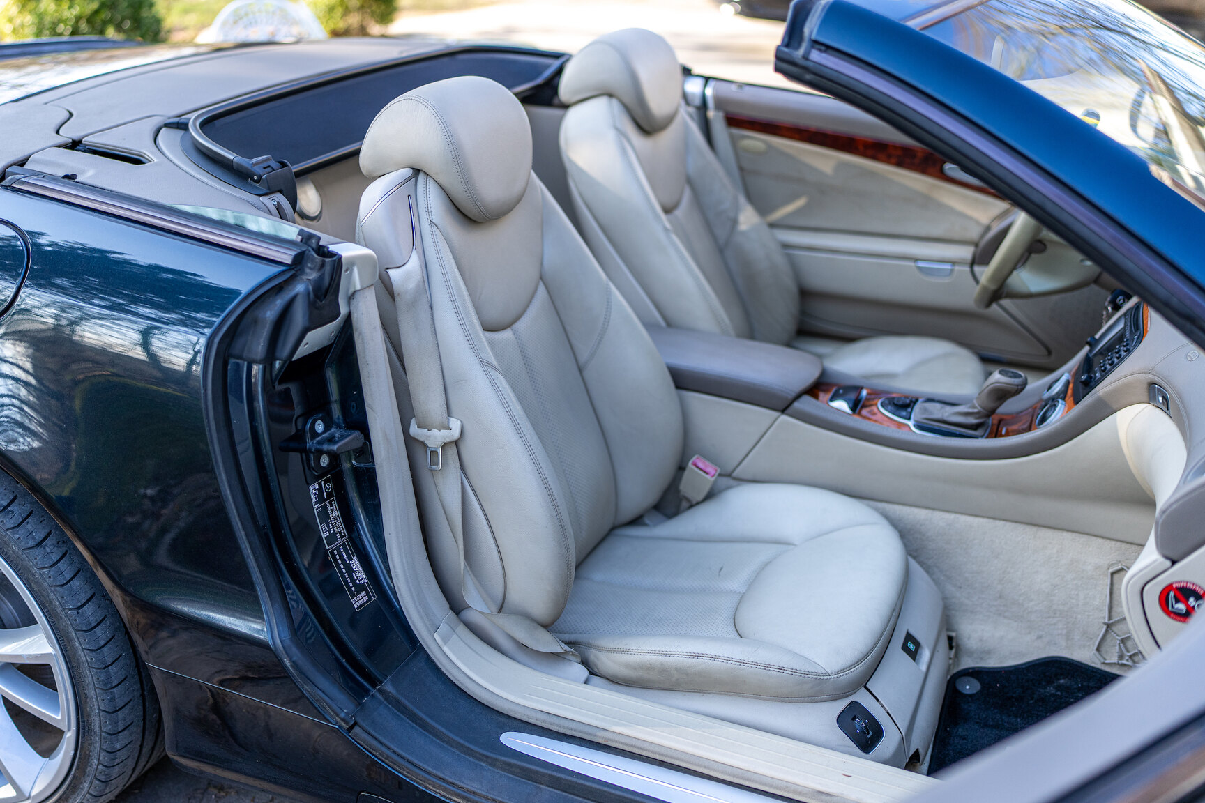 Innenraumfoto von 2002 Mercedes-Benz SL 500