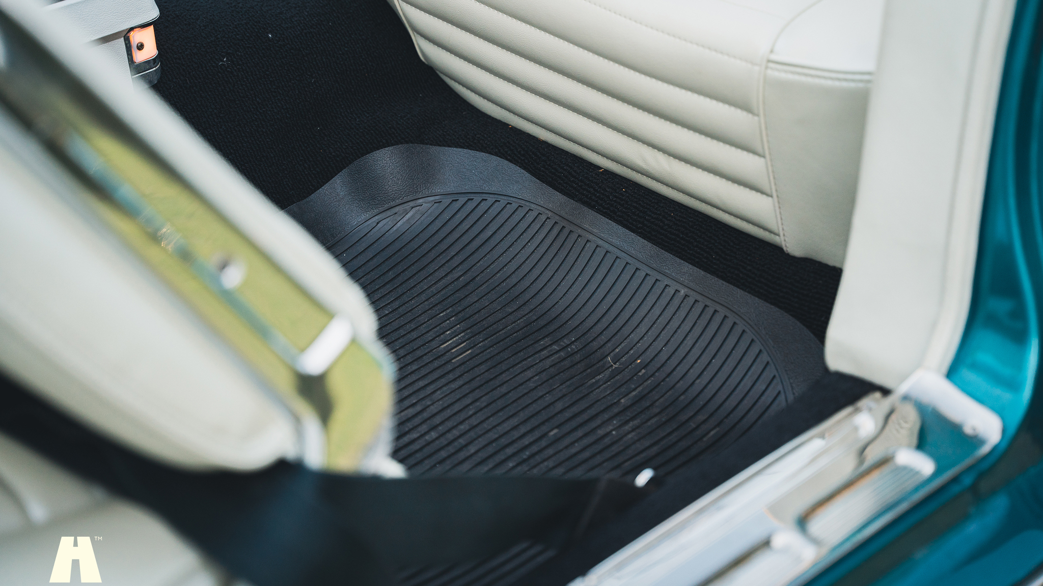 Innenraumfoto von 1965 Ford Mustang Cabriolet (50)