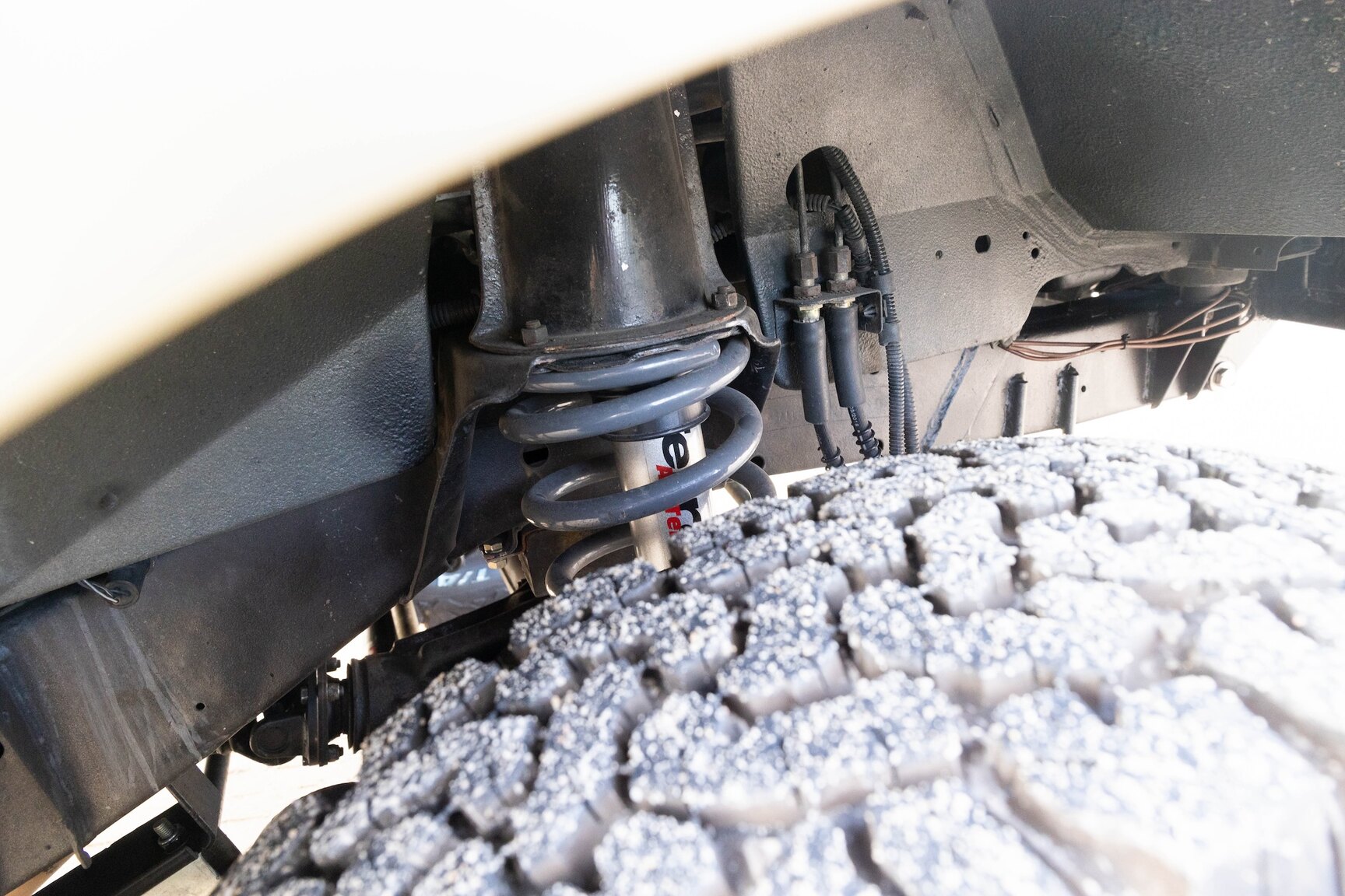 Image of 1991 Range Rover Restomod mechanics