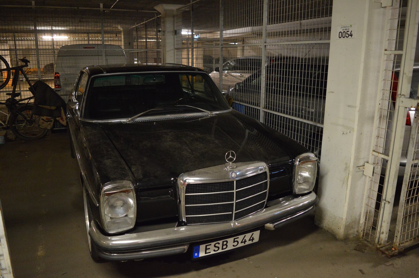 Exterior image of 1969 Mercedes-Benz 250 C "Lorinser"