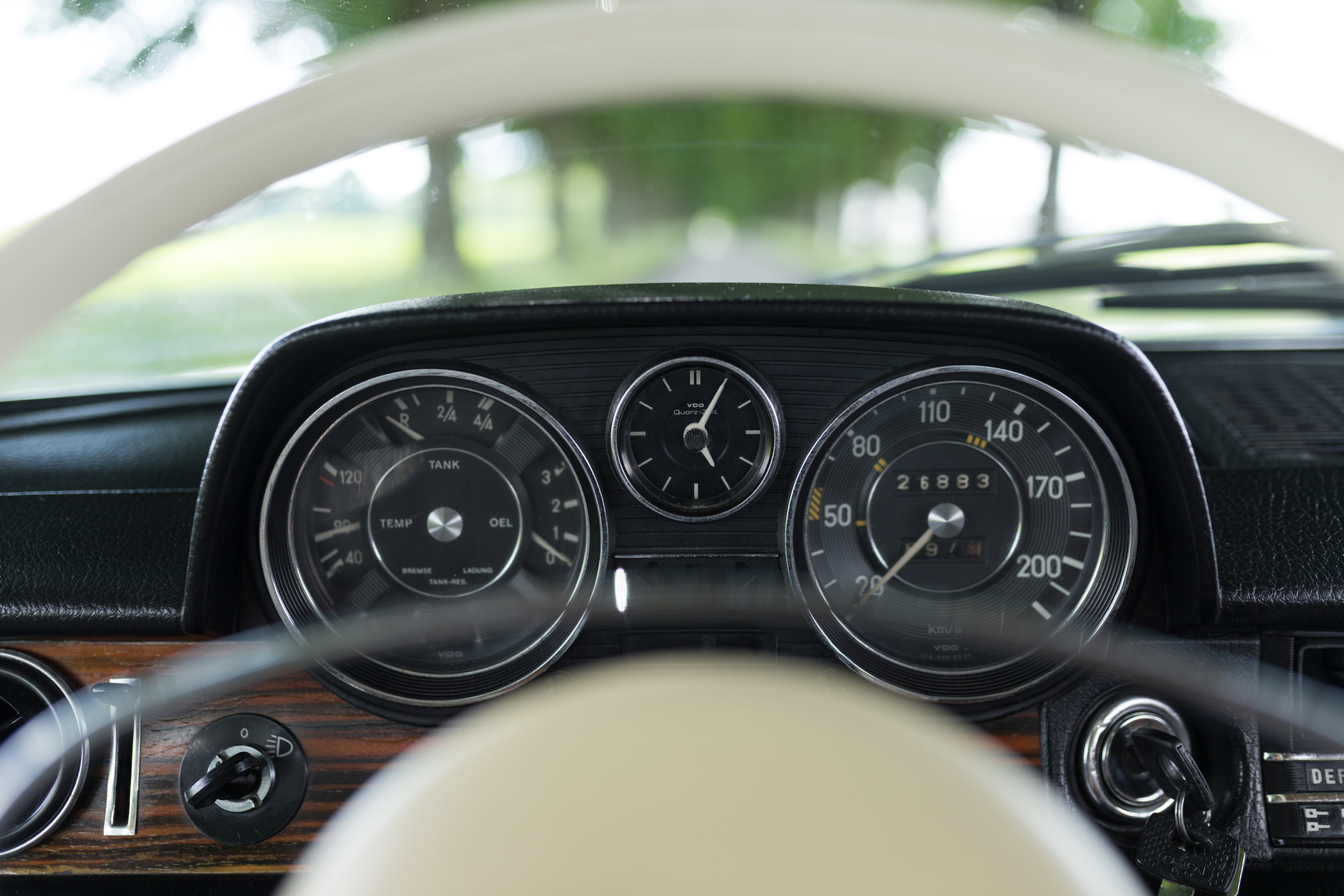 Innenraumfoto von 1971 Mercedes 250 C
