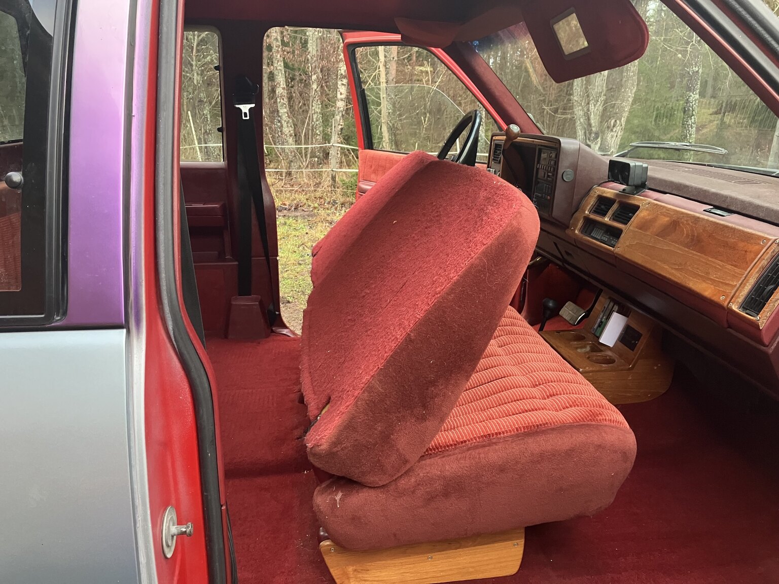 Interior image of 1991 Chevrolet K2500 Extended Cab 5.7 V8 4WD Pickup