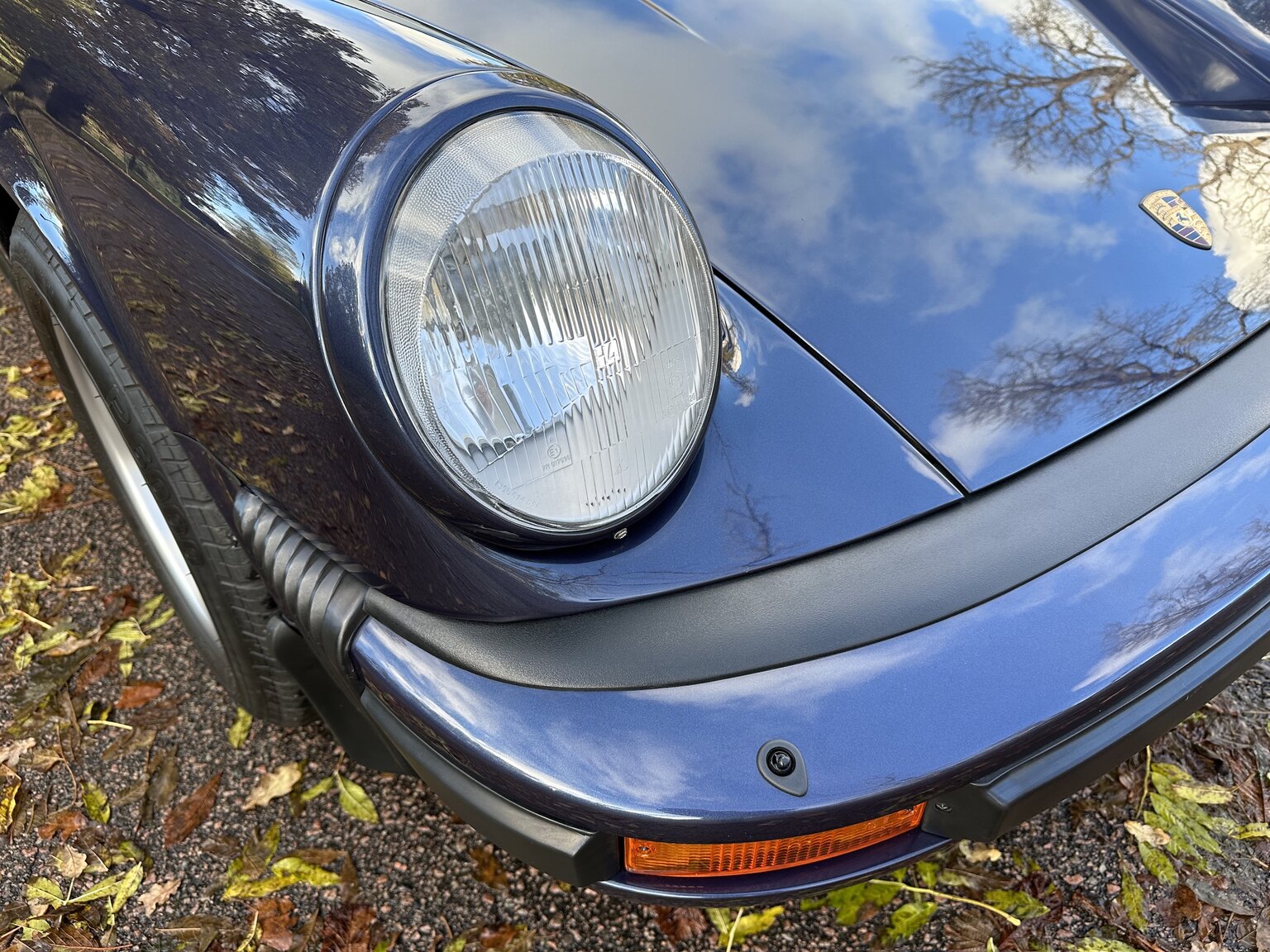 Exteriörbild på 1986 Porsche 911 Carrera 3.2