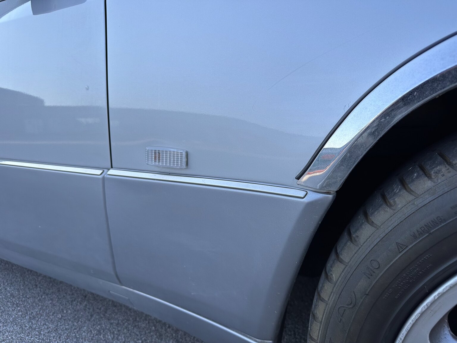 Exterior image of 1992 Mercedes-Benz 300 CE-24
