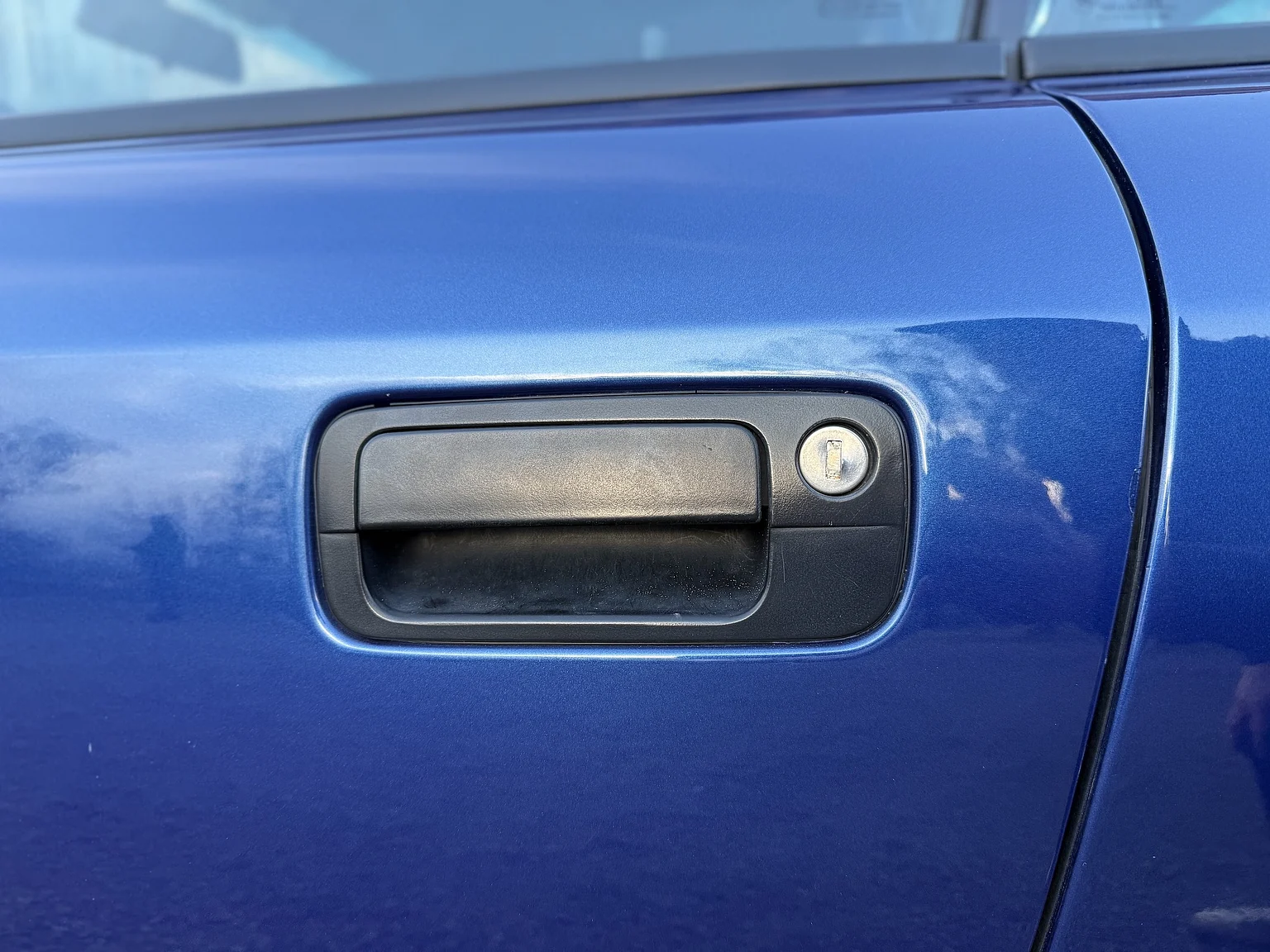 Exteriörbild på 1992 BMW 850iA - No Reserve (48)