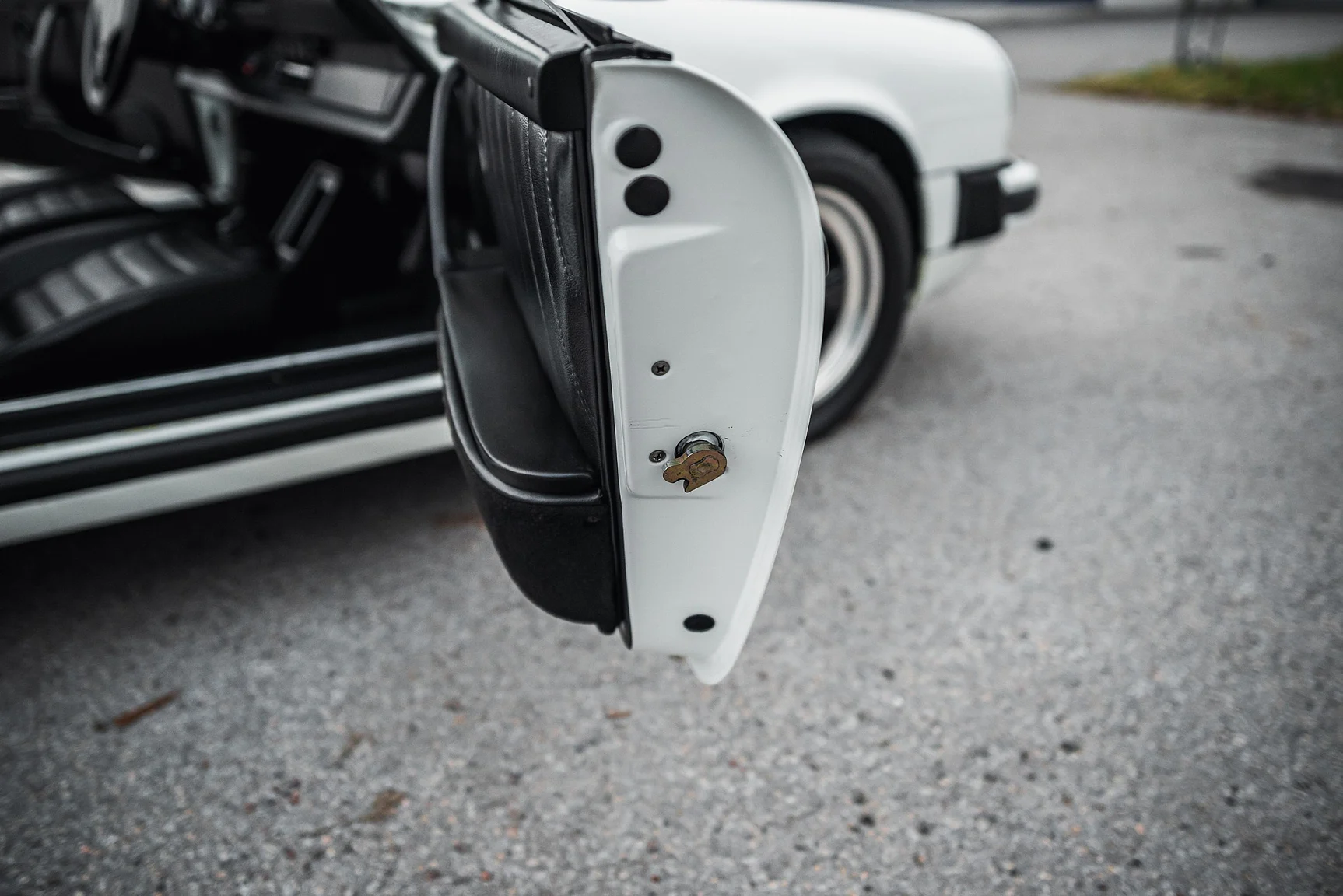 Innenraumfoto von 1983 Porsche 911 SC (9)