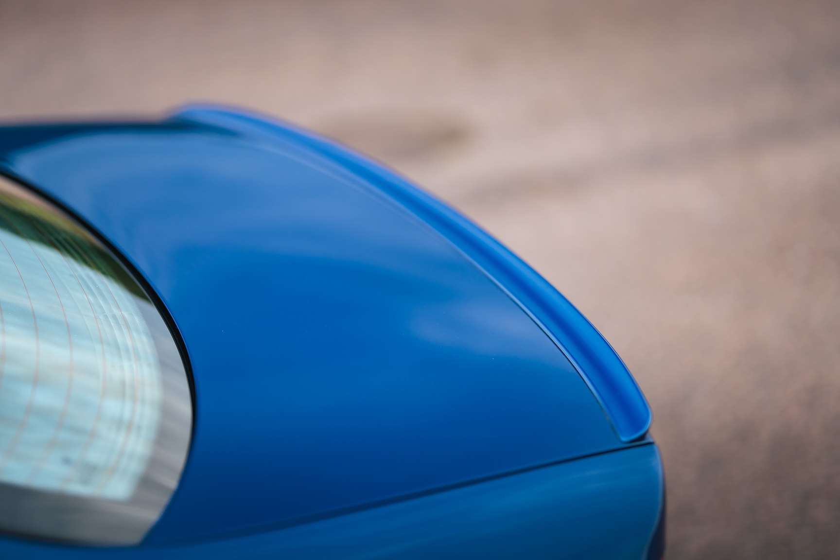 Exterior image of 2003 BMW 330i