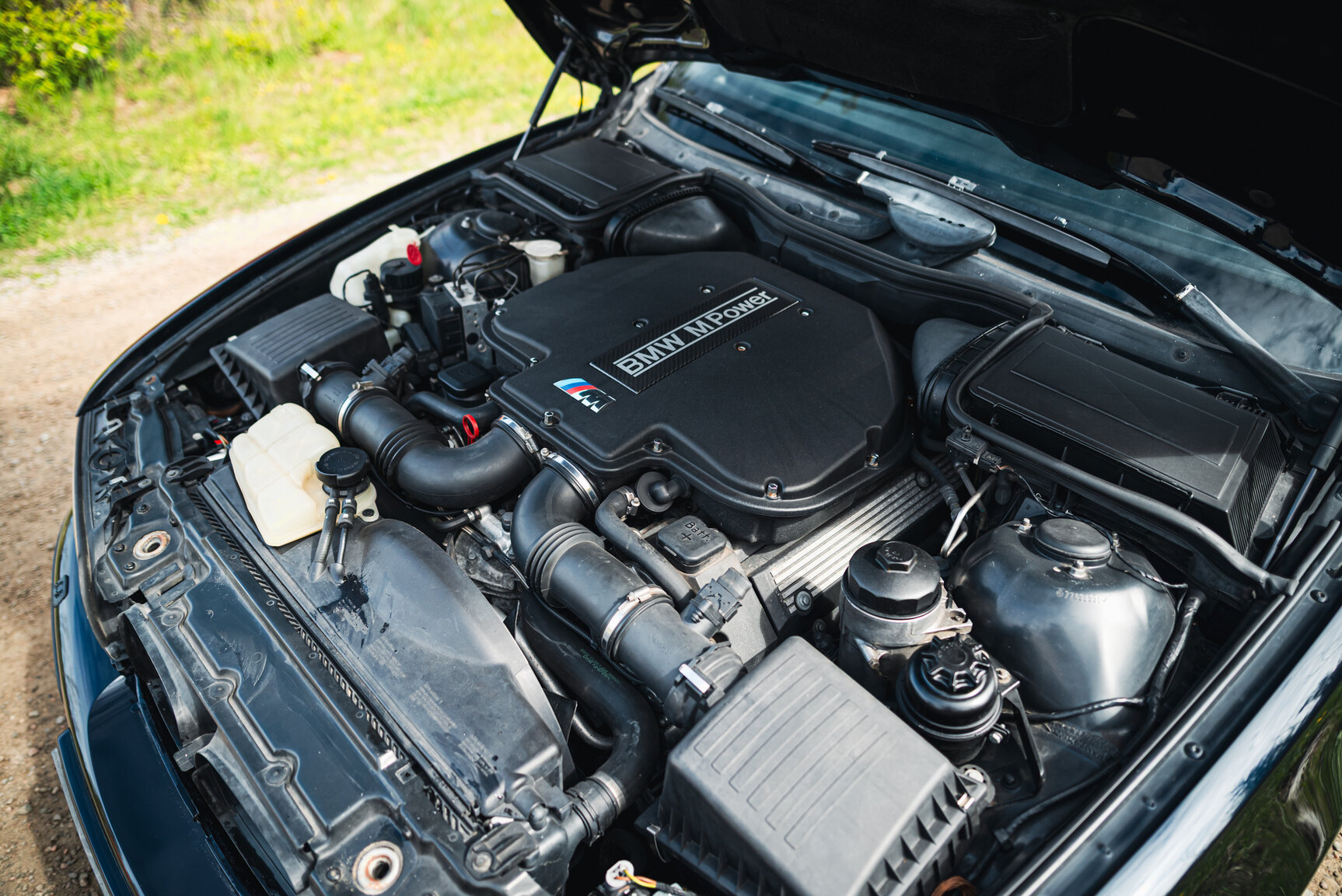 Image of 2000 BMW M5 E39 mechanics
