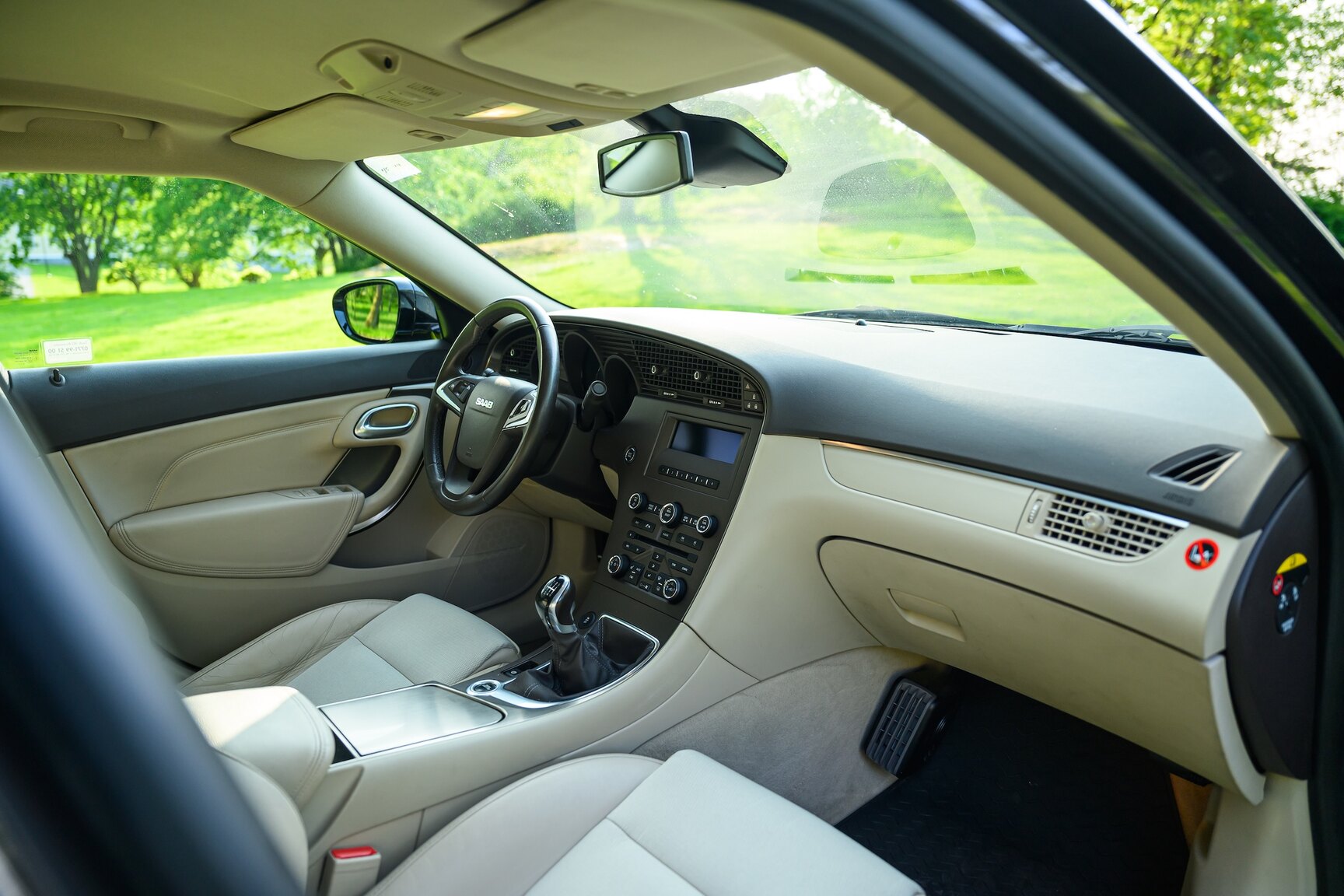 Interior image of 2011 SAAB 9-5 Biopower