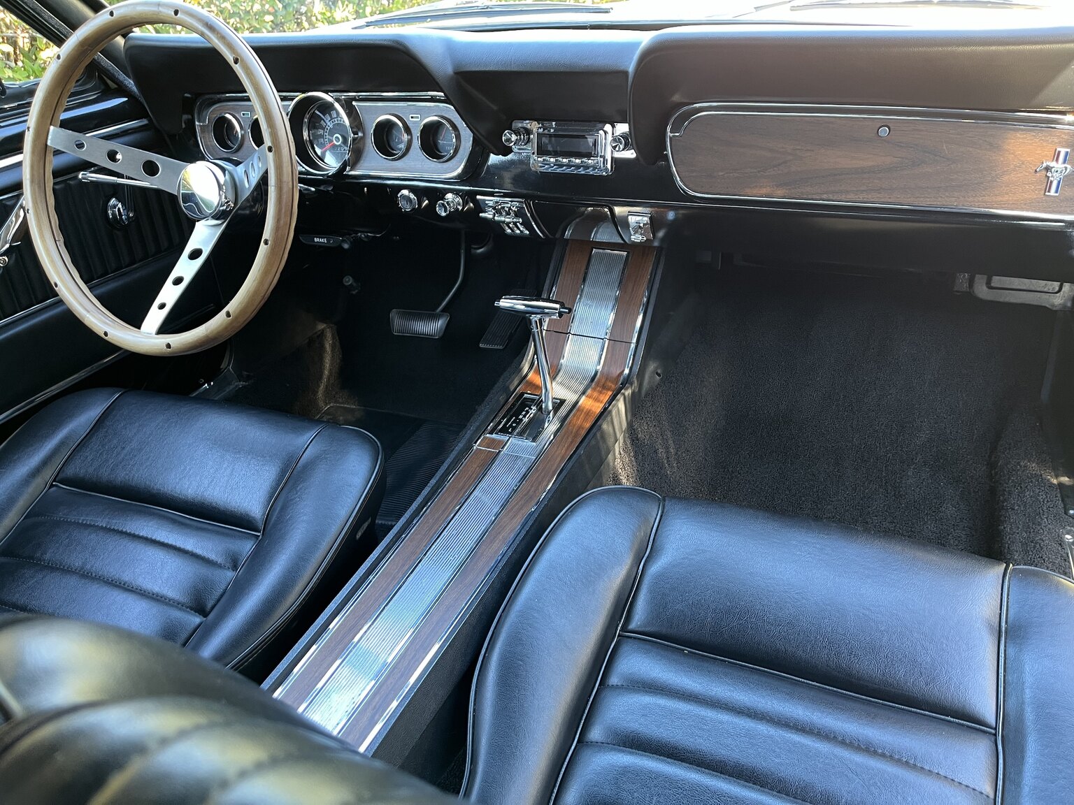 Interiörbild 1966 Ford Mustang Cabriolet 289cui