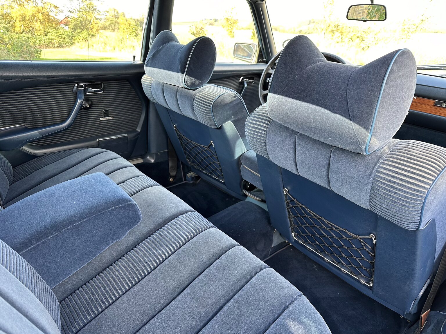 Interiörbild 1975 Mercedes-Benz 450 SEL 6.9 Bepansrad 