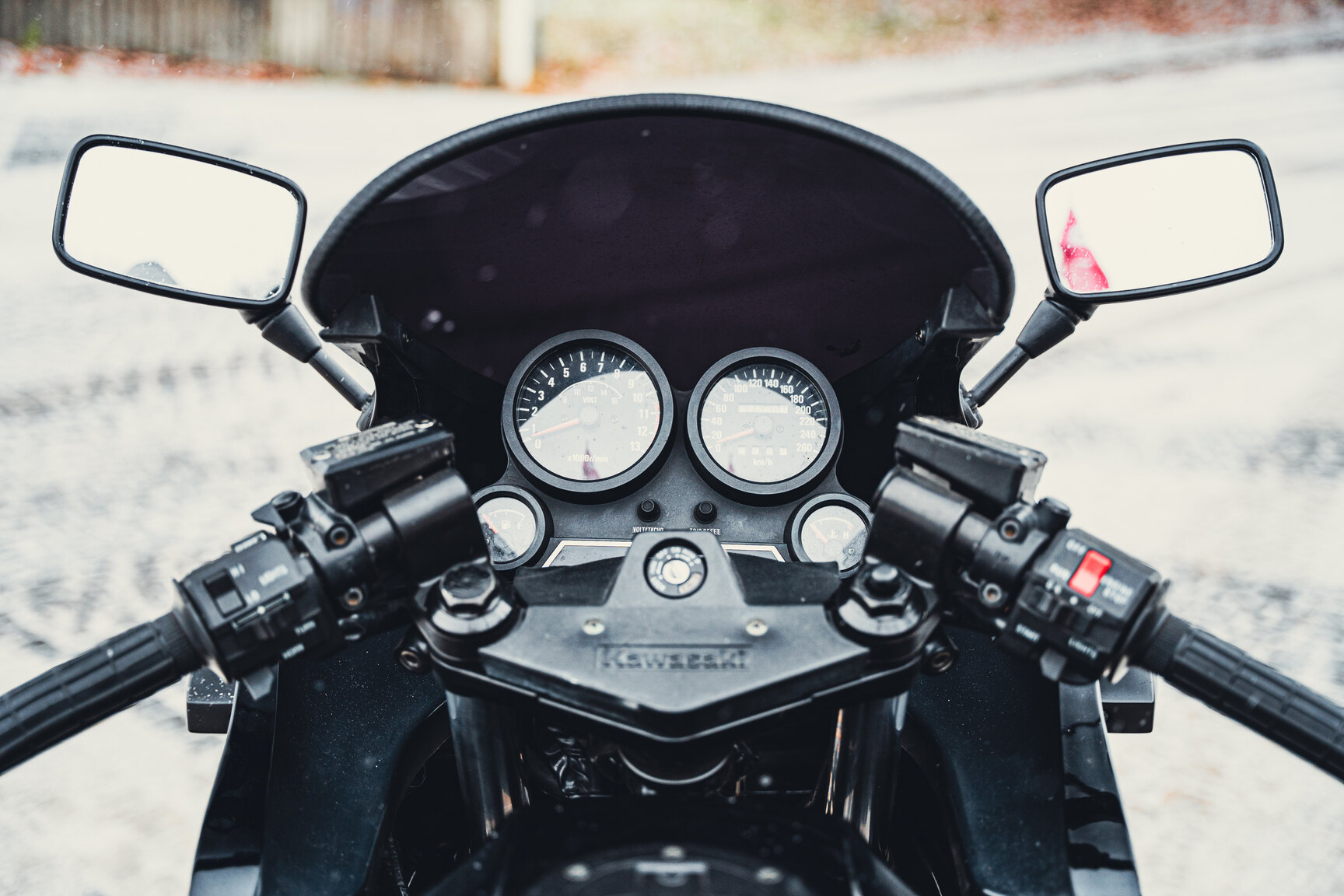 Exterior image of 1990 Kawasaki ZX900R