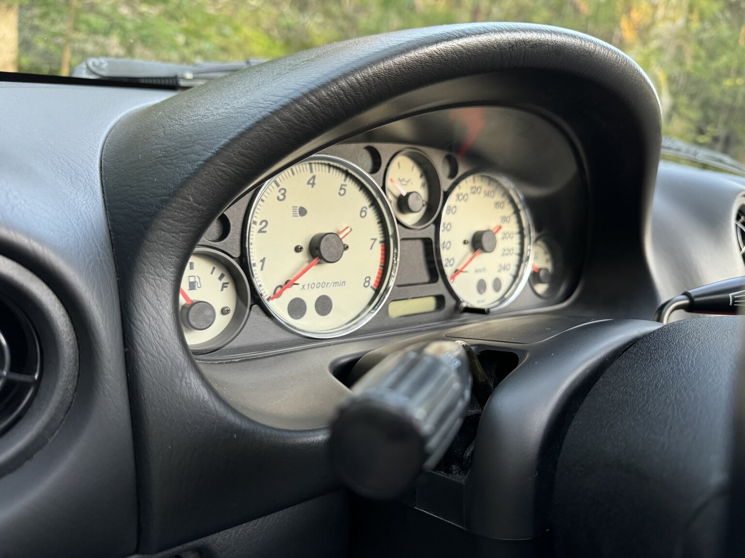 Innenraumfoto von 2004 Mazda MX-5