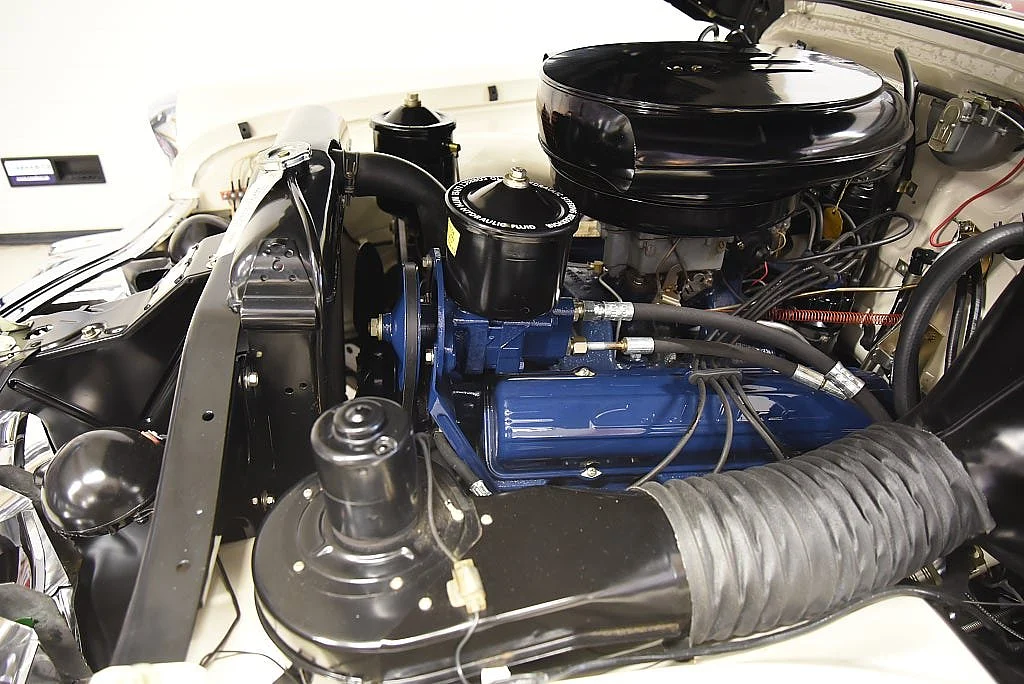 Bild von 1953 Cadillac Eldorado (15)