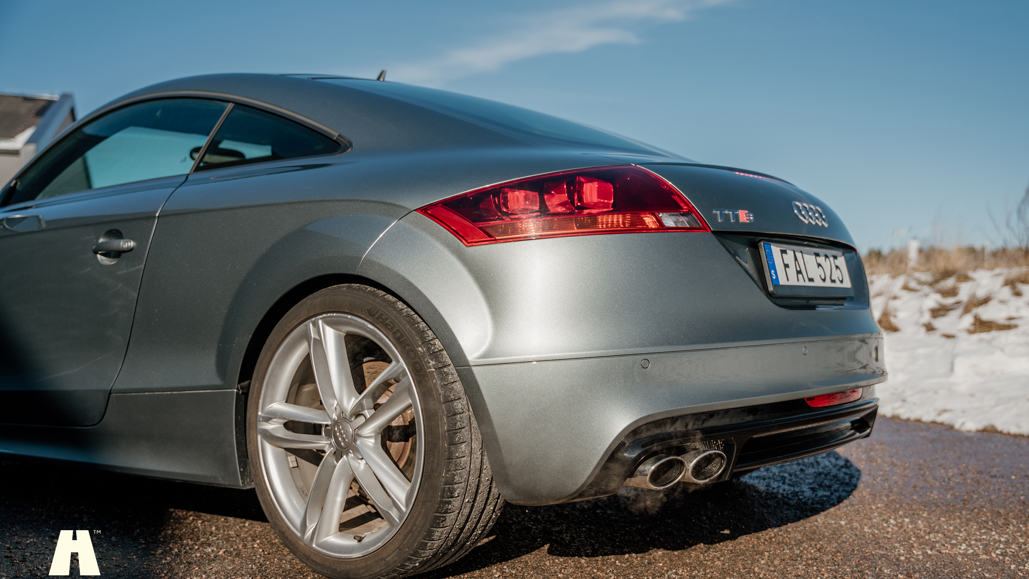 Exterior image of 2009 Audi TTS (36)
