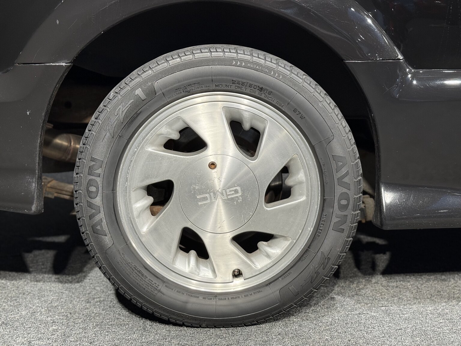 Exterior image of 1992 GMC Typhoon 