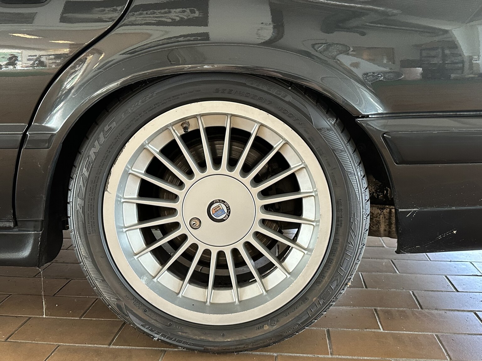 Exteriörbild på 1991 ALPINA BMW ALPINA B10 BI-TURBO