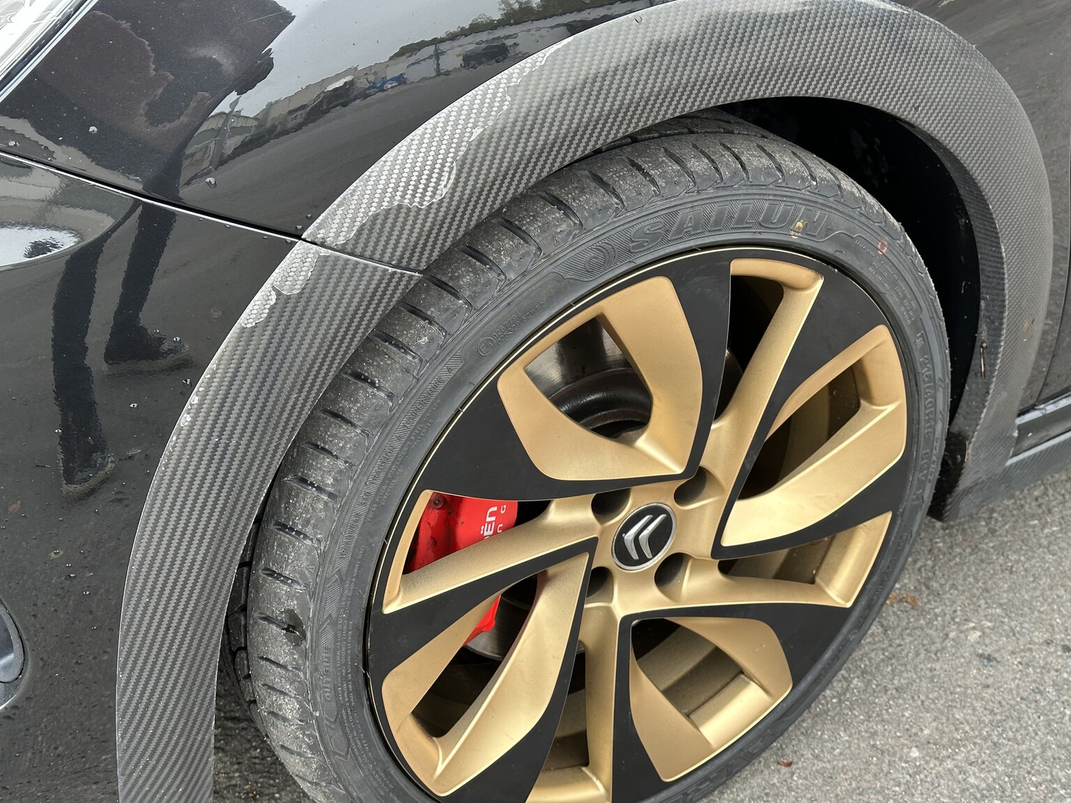 Exterior image of 2012 Citroen DS3 Racing  (11)