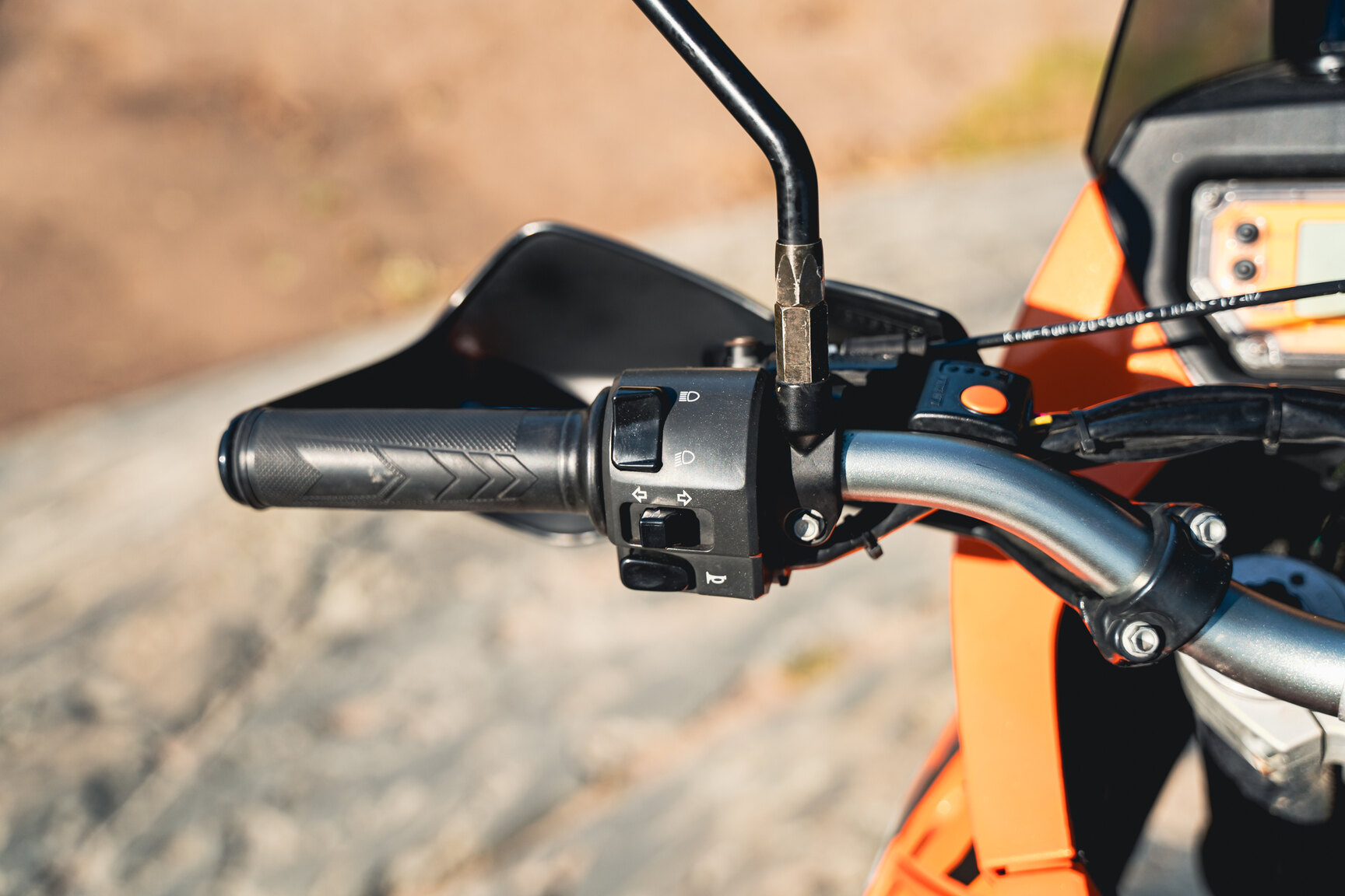 Exterior image of 2003 KTM 950 Adventure S (34)